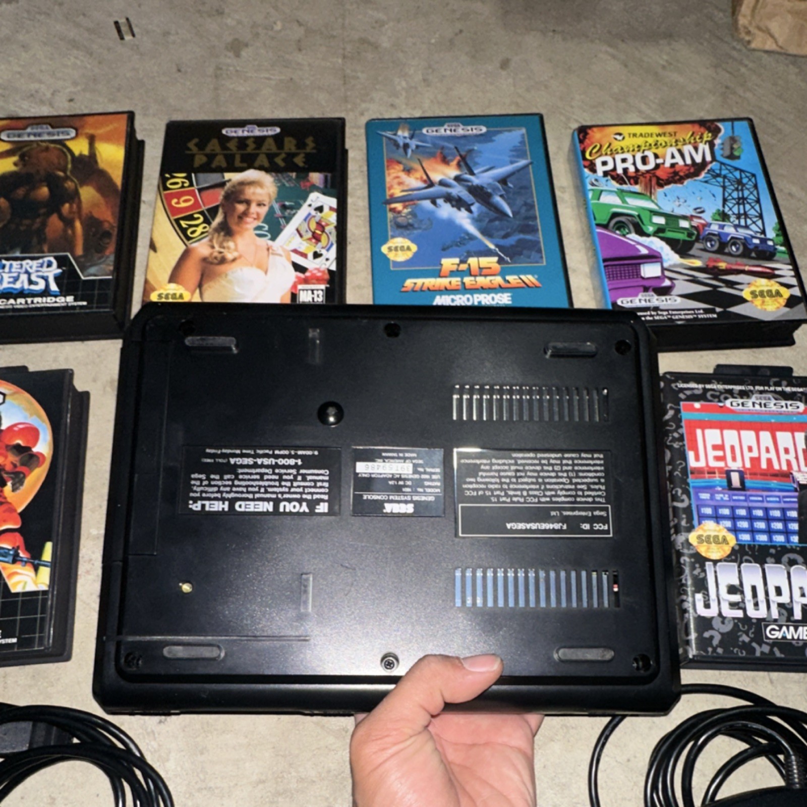 SEGA Genesis 16-Bit Console Bundle 2 Wired Controllers Power/RF + Games CLEAN