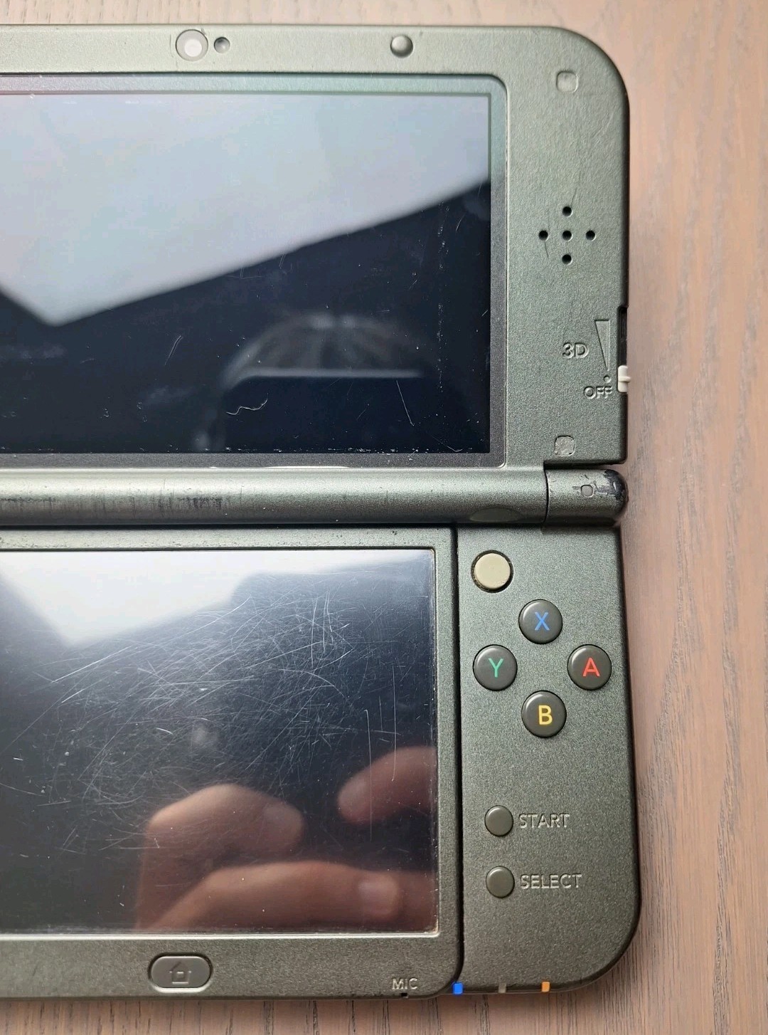 New Nintendo 3DS XL Metallic Black Charger 32GB SD Card REGION FREE