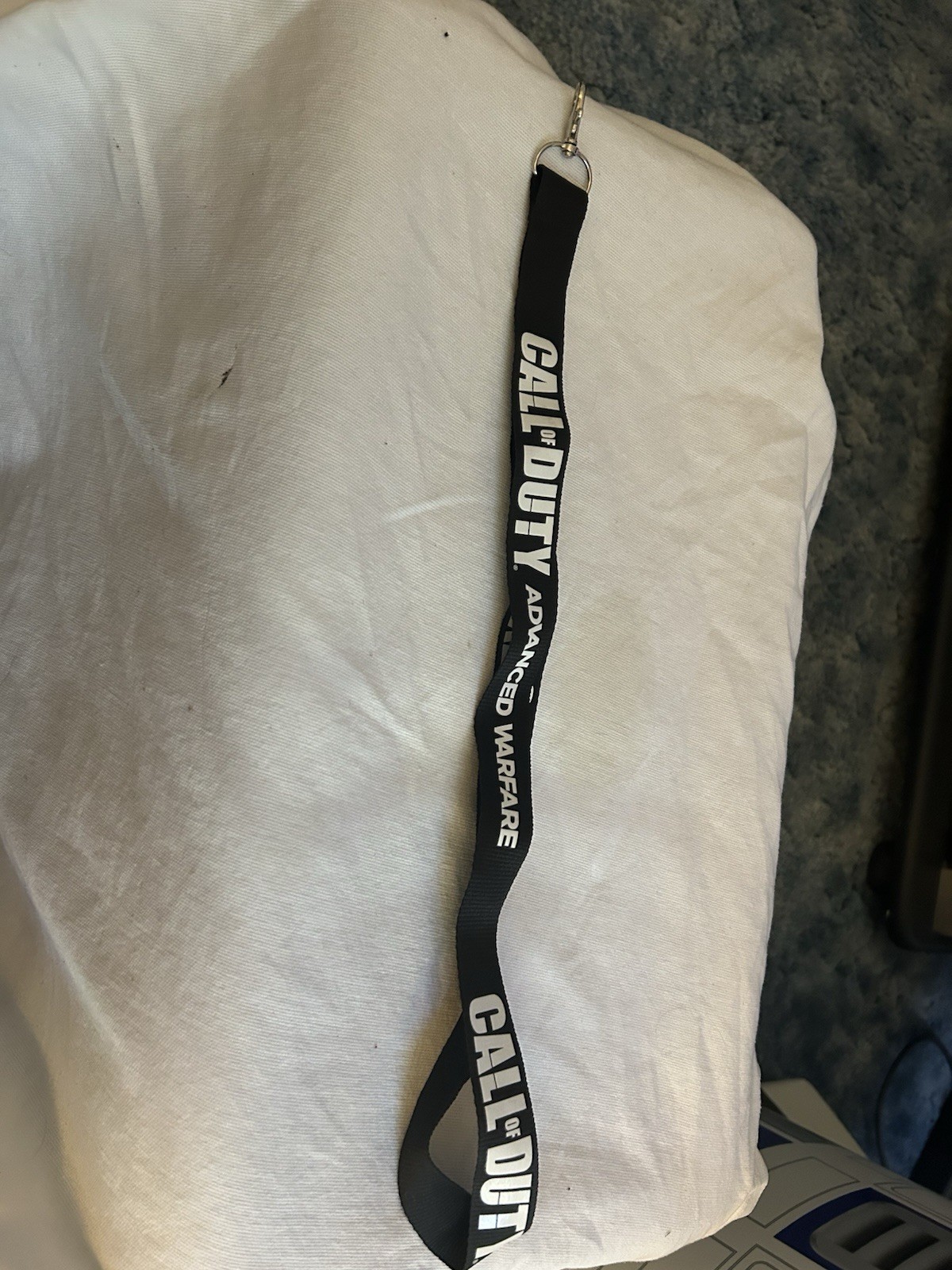 Call of Duty Black Ops 2 II Lanyard Silver Clip Neck Fob Holder Keychain