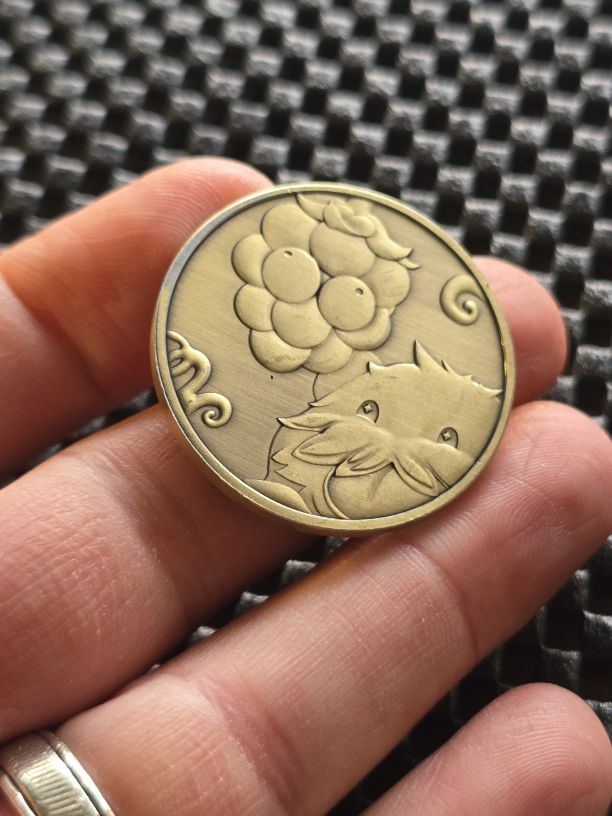 League Of Legends X Momchilovtsi Coin Album Set Riot Games Rare Promo China LOL