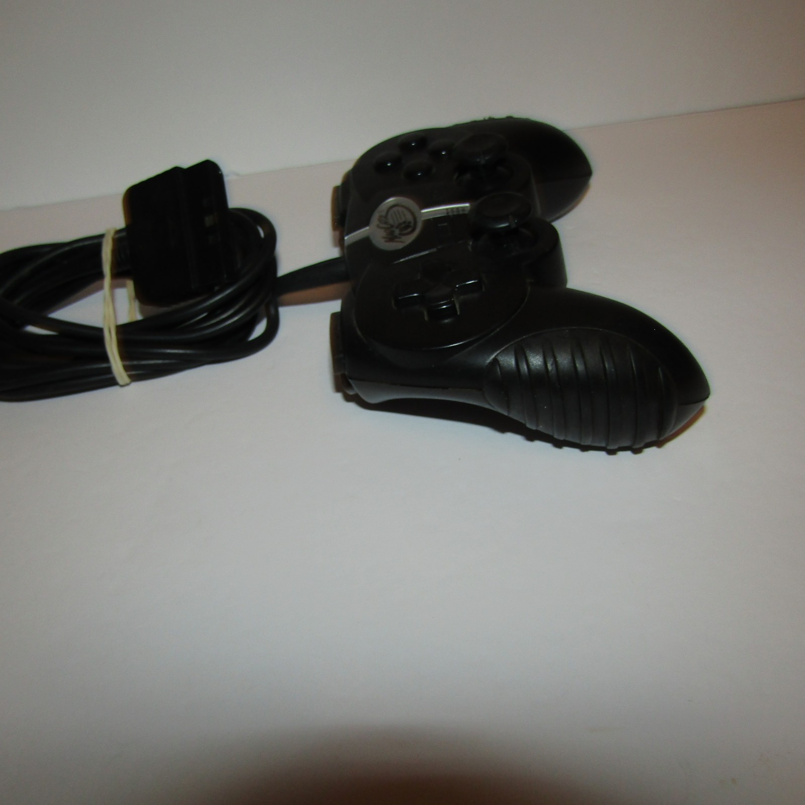 Mad Catz Black Wired Controller Pad Pro for PlayStation 2 PS2 Tested MPN 8226