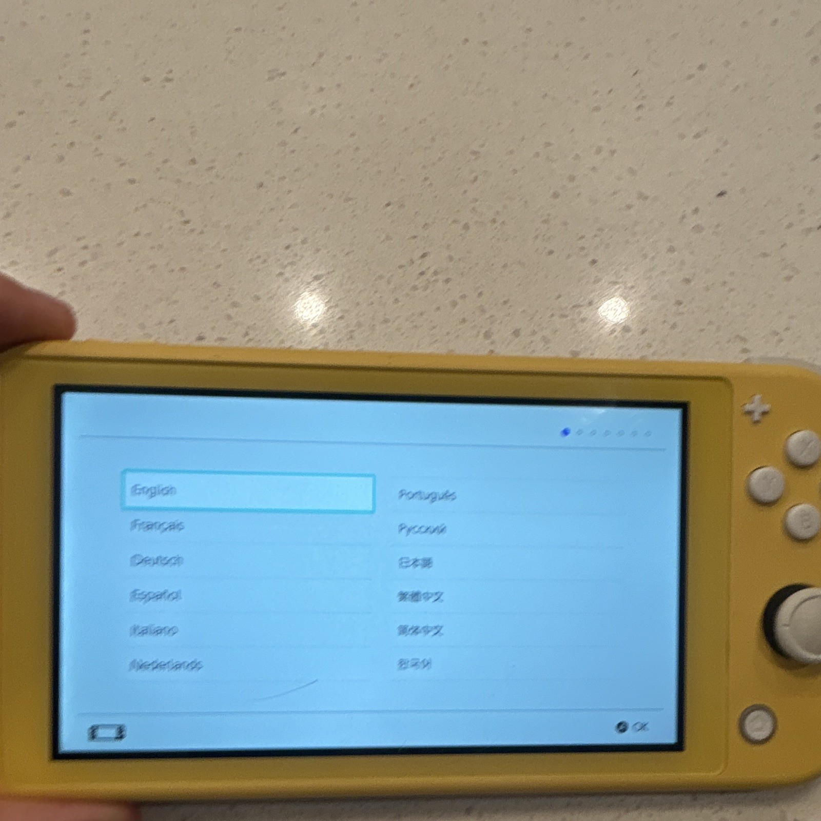 Nintendo Switch Lite Yellow Handheld System 320GB 720p Region Free w/ Charger