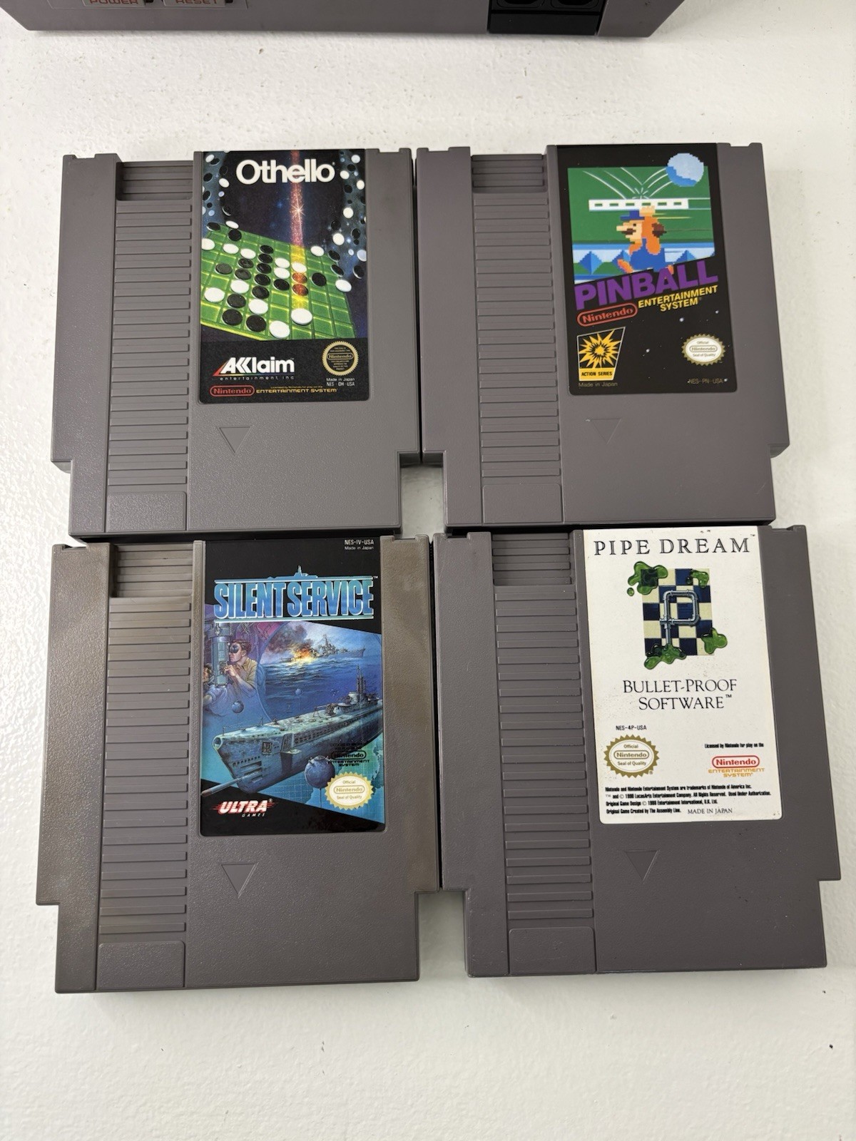 Nintendo Entertainment System Console Bundle with 4 Games NES Lot – Tested