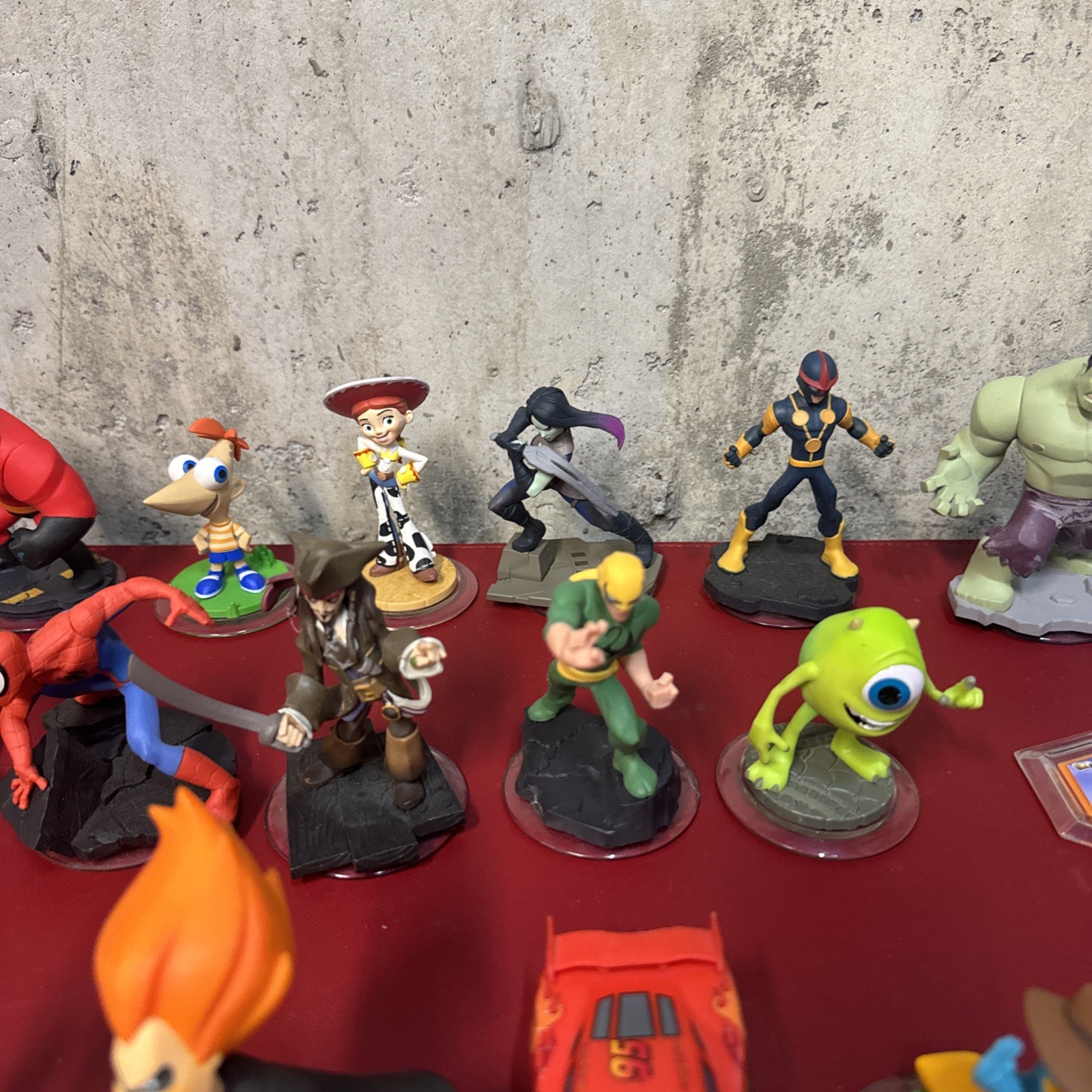 Disney Infinity Character Figure Pack Lot of 47 Figures Portals and Accessorie H