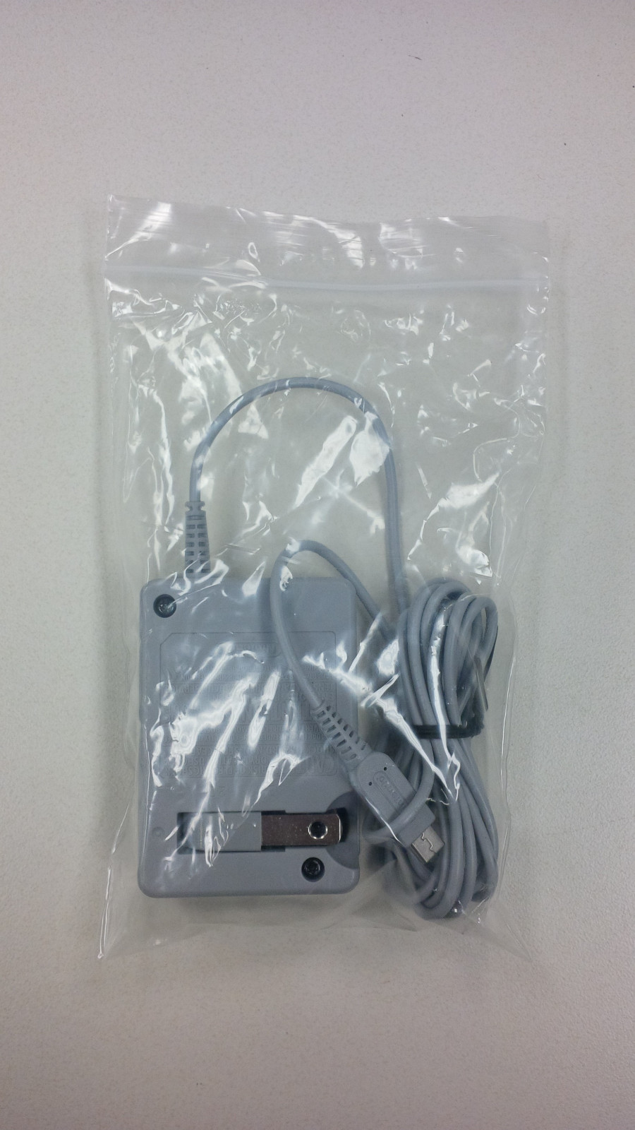ORIGINAL NINTENDO NDSi/DSi XL/3DS/3DS XL WALL CHARGER/AC ADAPTER NEW, BULK PACK