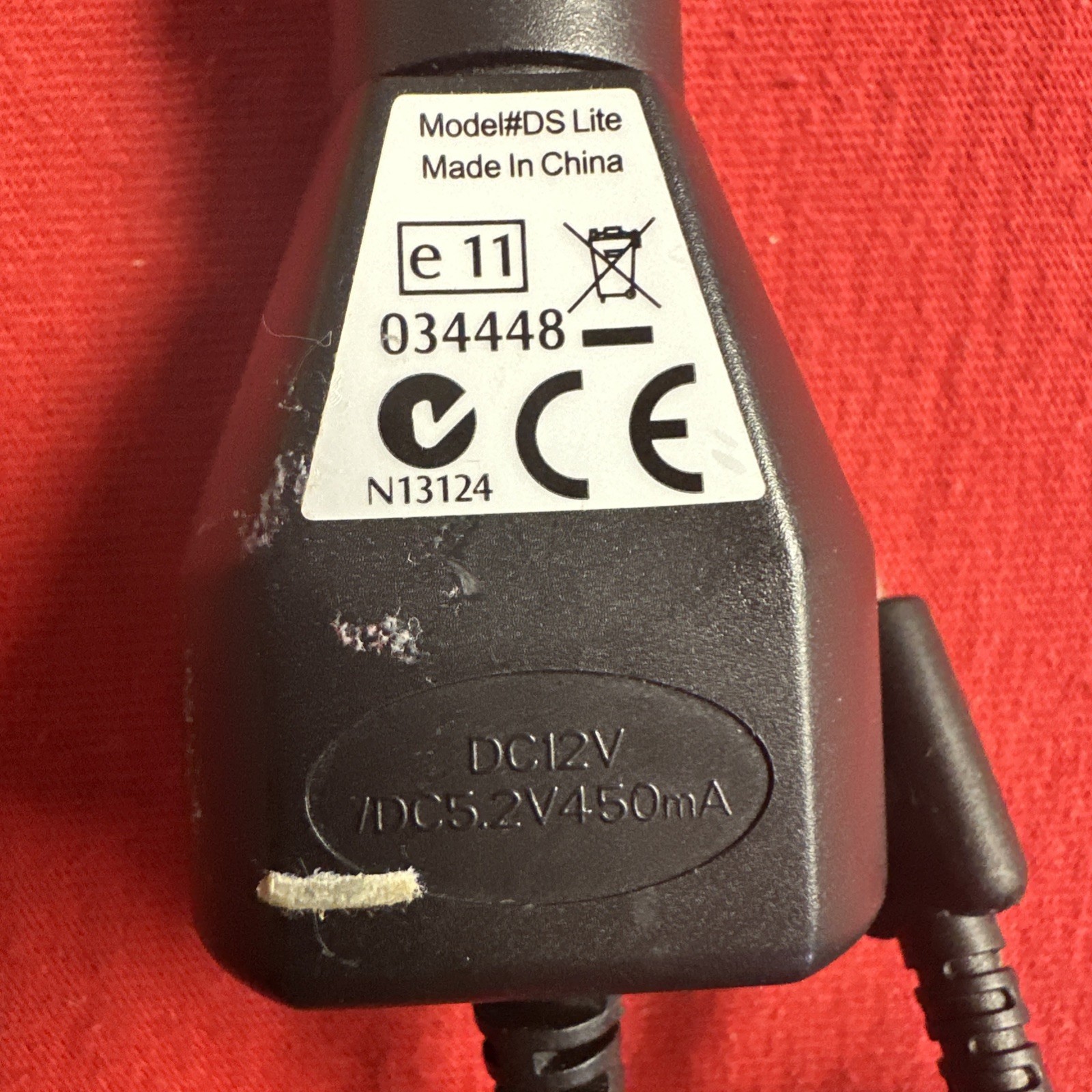 Nintendo DS Car Charger Original Good Condition DC 12v / DC 5.2V 450mA