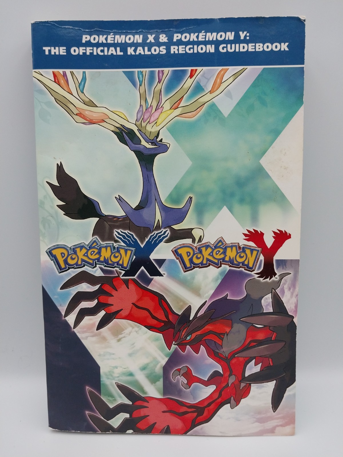 Pokémon X & Pokémon Y: The Official Kalos Region Guidebook (2013) Strategy Guide