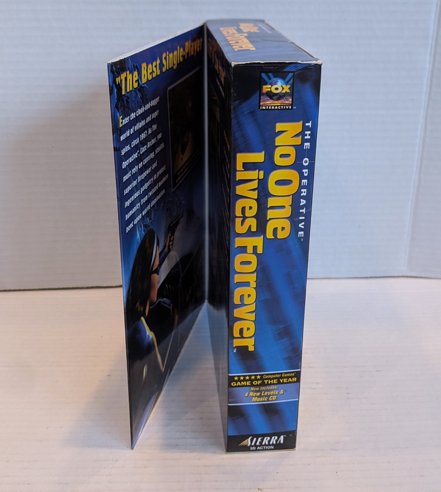 Operative: No One Lives Forever Game of the Year Edition 2001 Big Box Sealed