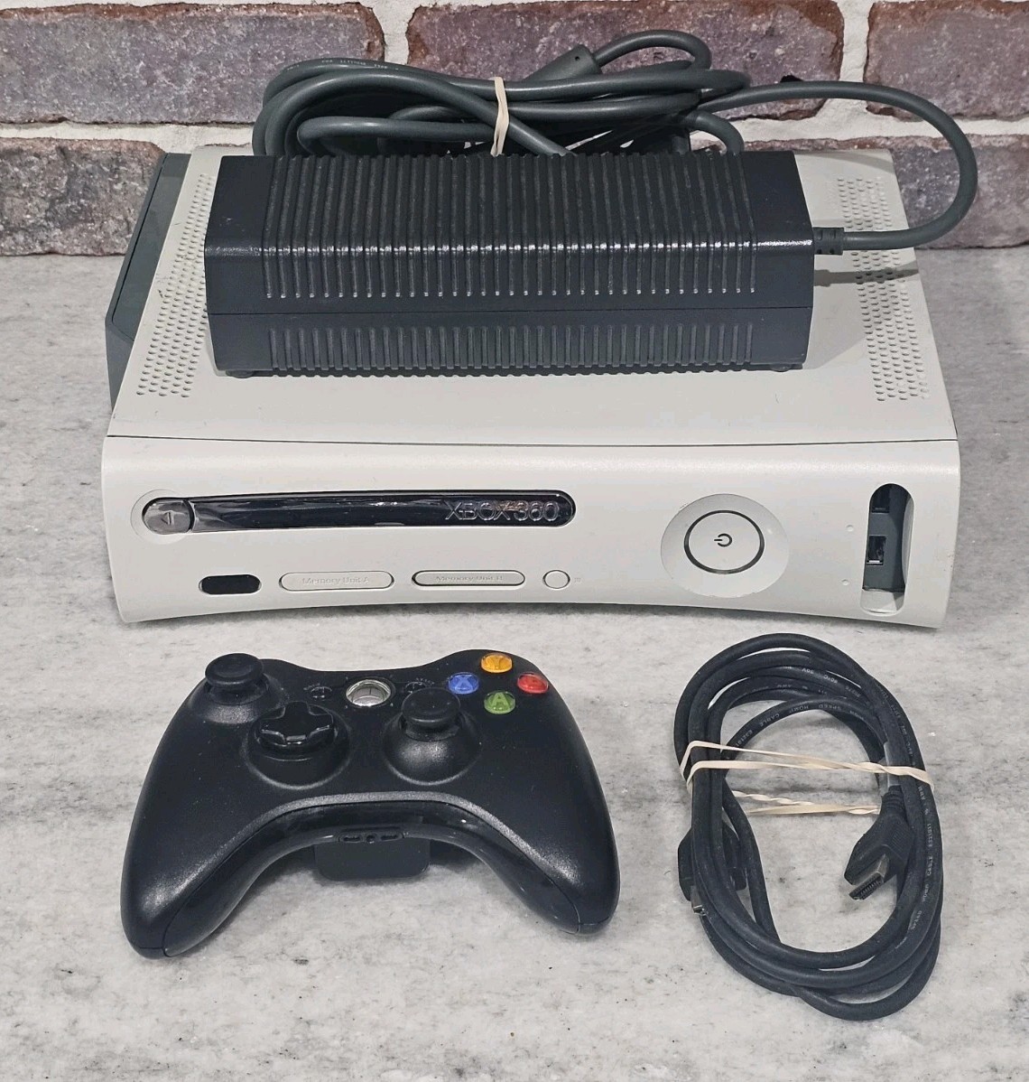 Microsoft Xbox 360 60GB White Console w/ Cables + Controller Tested
