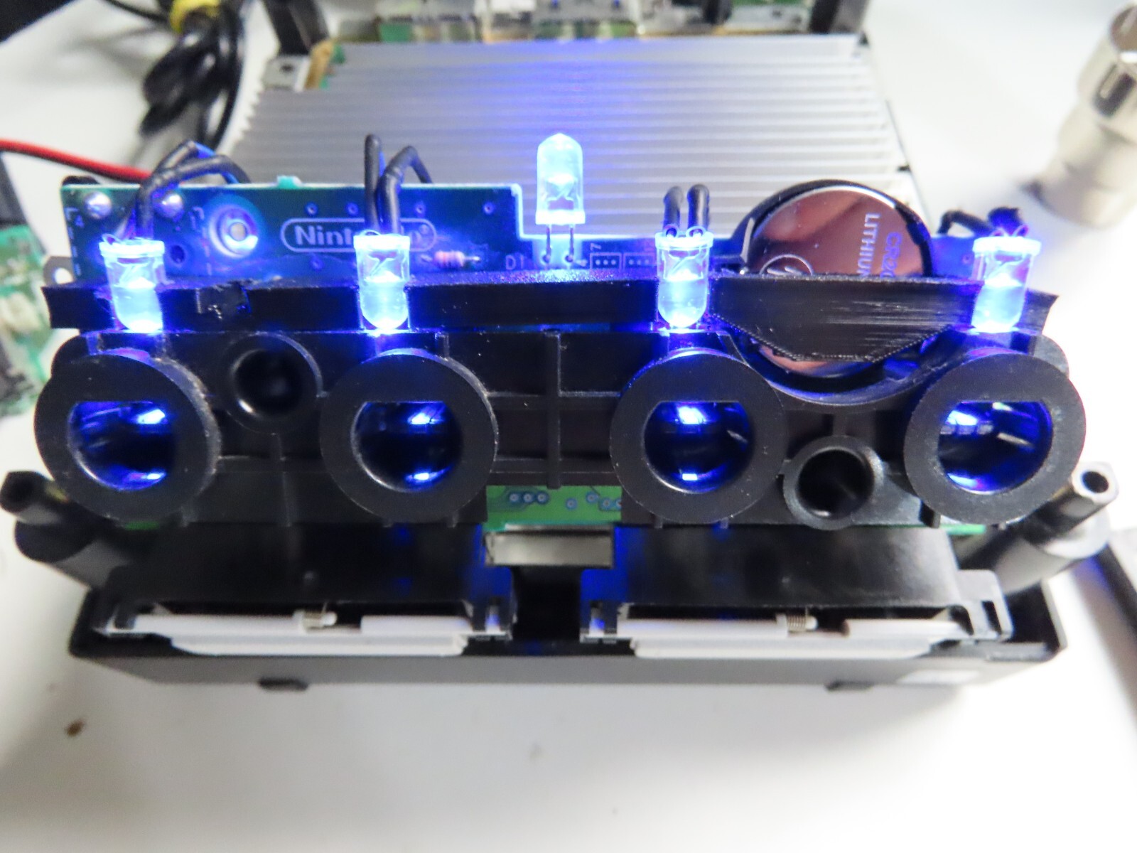 Nintendo GameCube BLUE LED Light Mod Modification Kit – Fan, main LED and ports