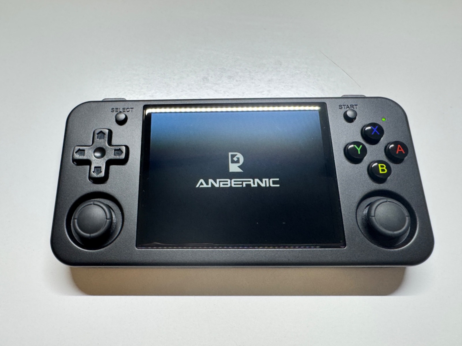 Anbernic RG35XX Plus 64GB Handheld Console – Black