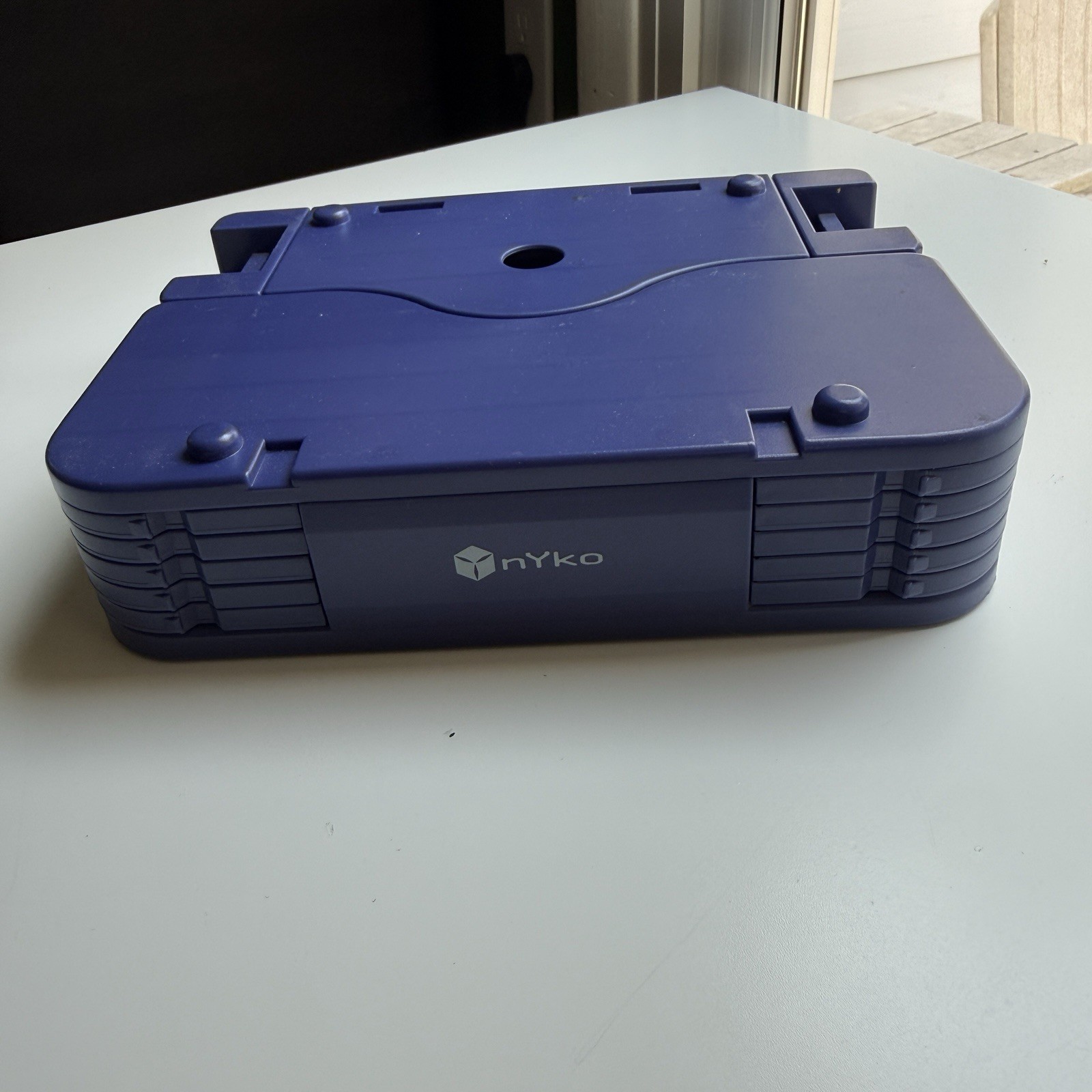 Nyko Indigo Nintendo GameCube Game Holder & Stand – Rare Accessory