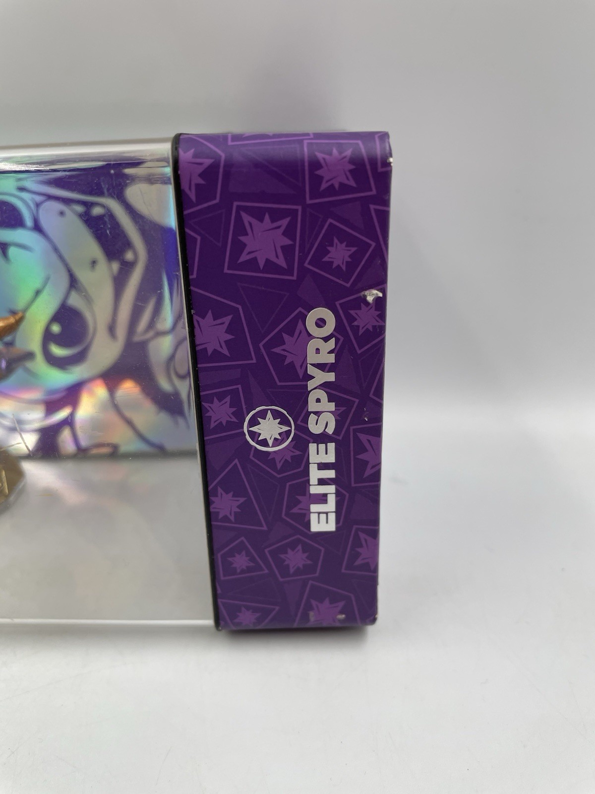 Skylanders Eon’s Elite Spyro in Case