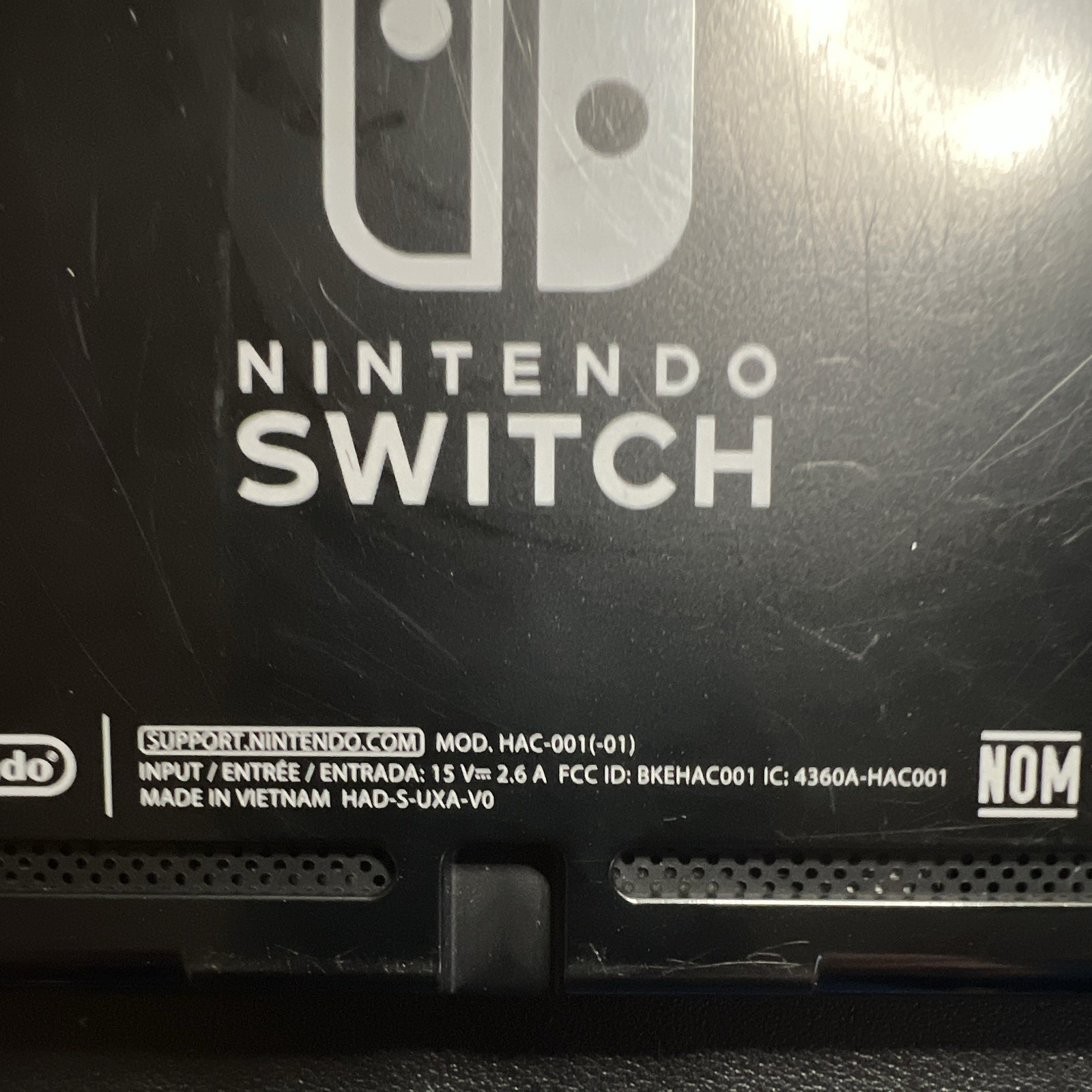 Nintendo Switch HAC-001(-01) Console Red/Blue Joy-Con Dock AC Adapter Case
