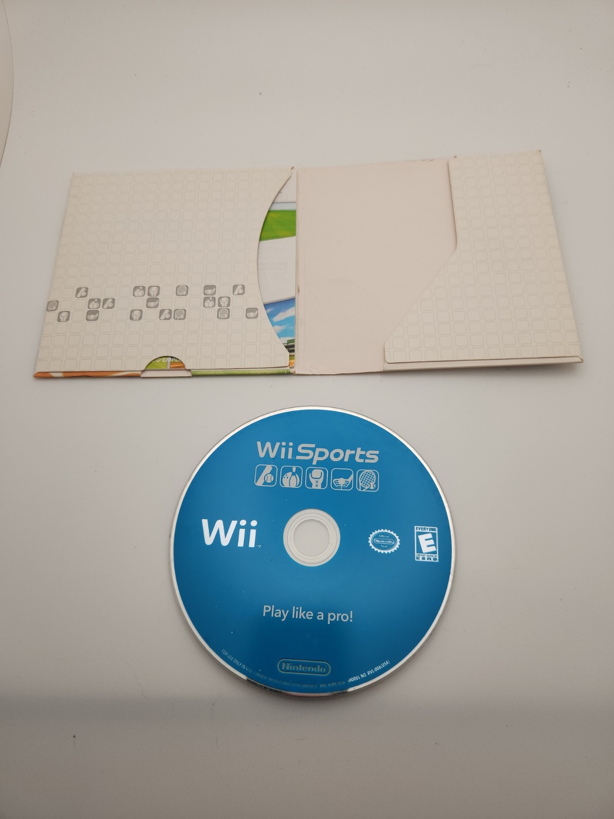 Wii Sports Nintendo Wii 2006 Original Cardboard Sleeve Complete w/ Manual
