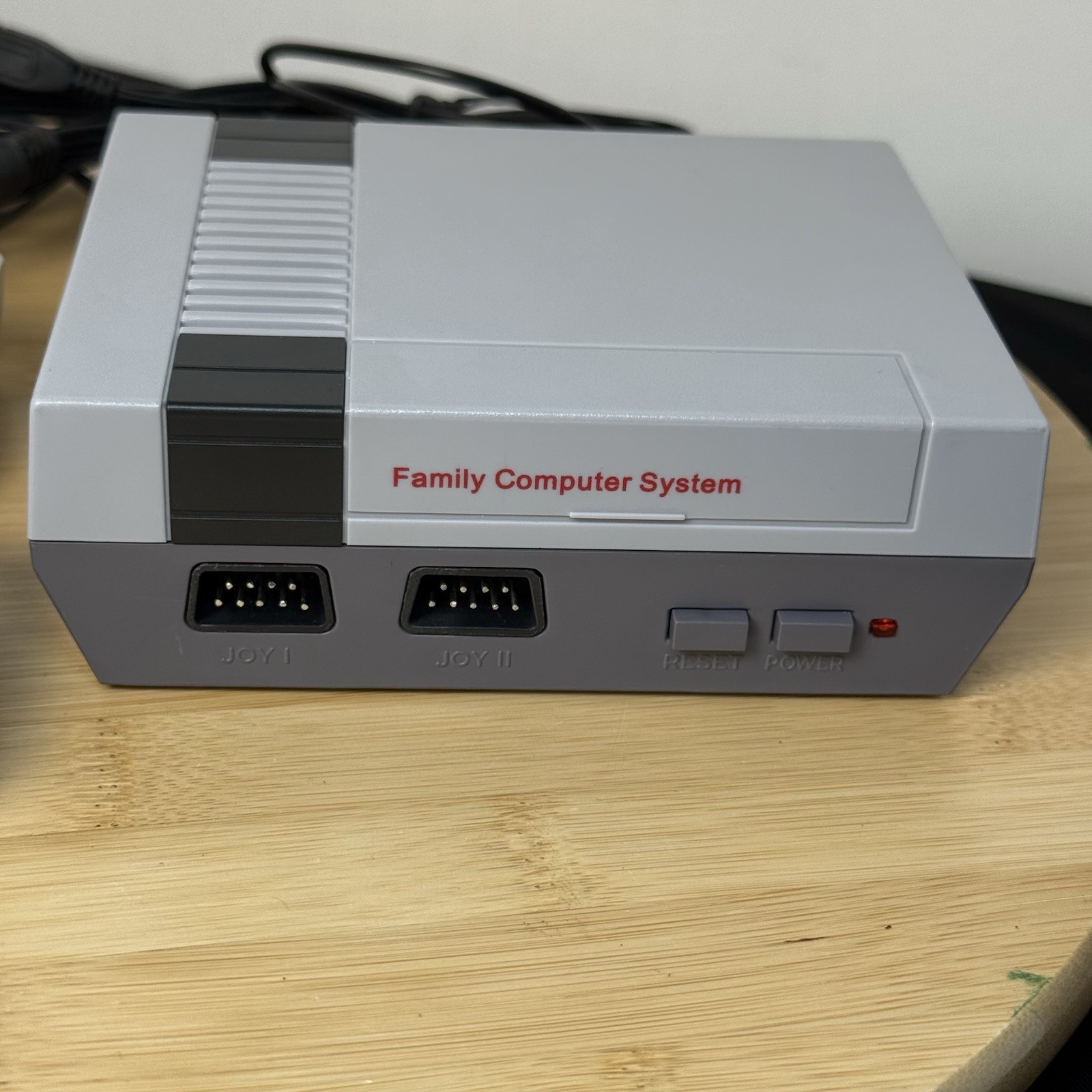 Nintendo Entertainment System Mini Console Family Computer System 100+ Games