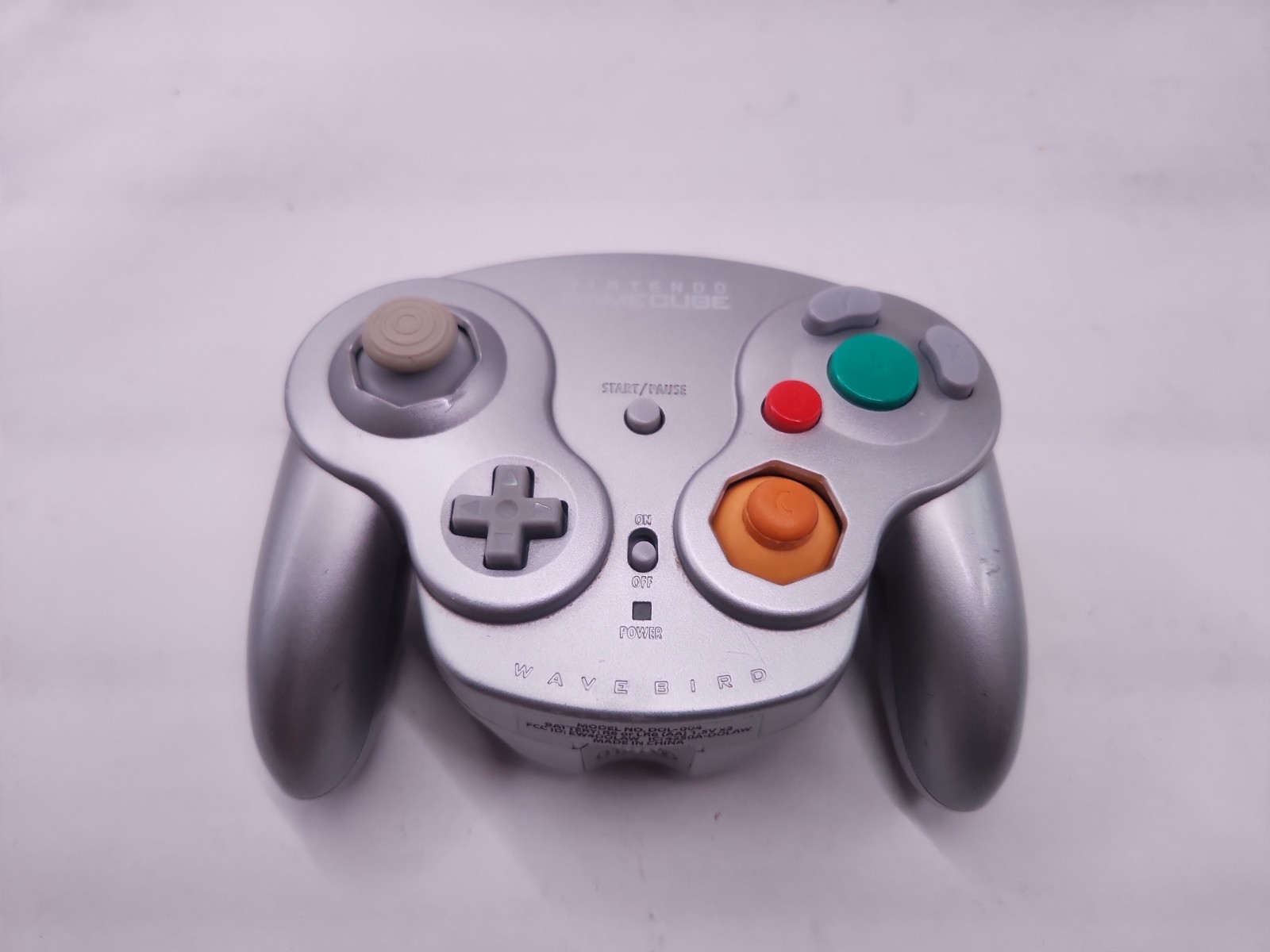 Nintendo Gamecube Wavebird Wireless Controller Platinum DOL-004 No Dongle
