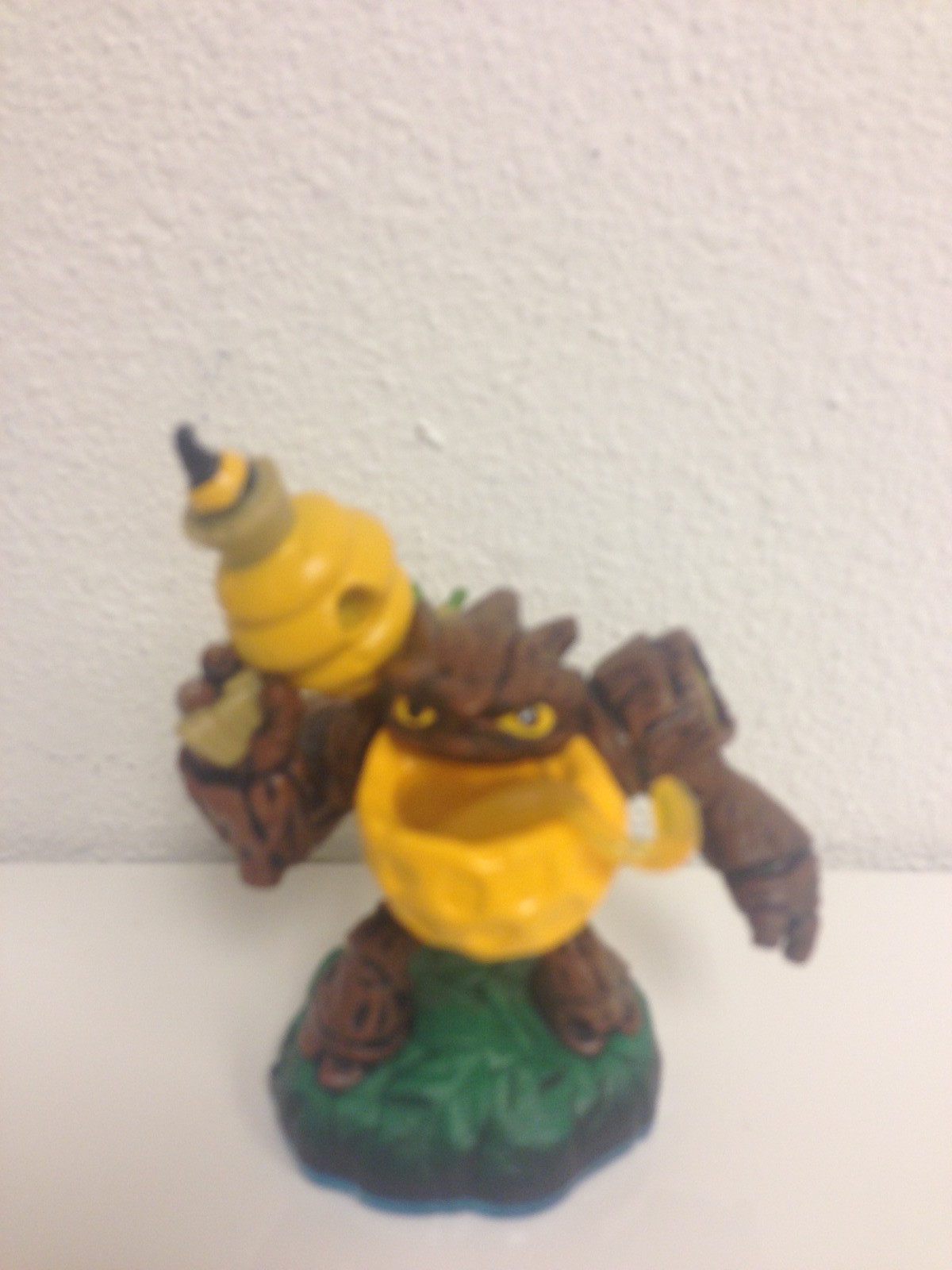 SKYLANDERS SWAP FORCE BUMBLE BLAST FIGURE LOOSE