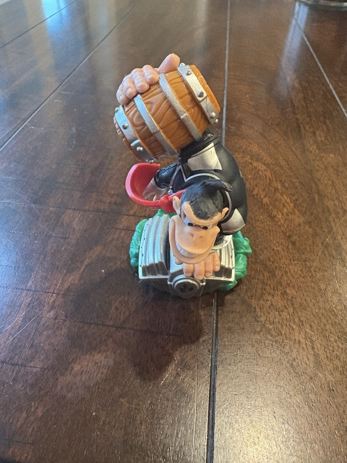 Skylanders Dark Turbo Charge Donkey Kong And Dark Barrel Blaster