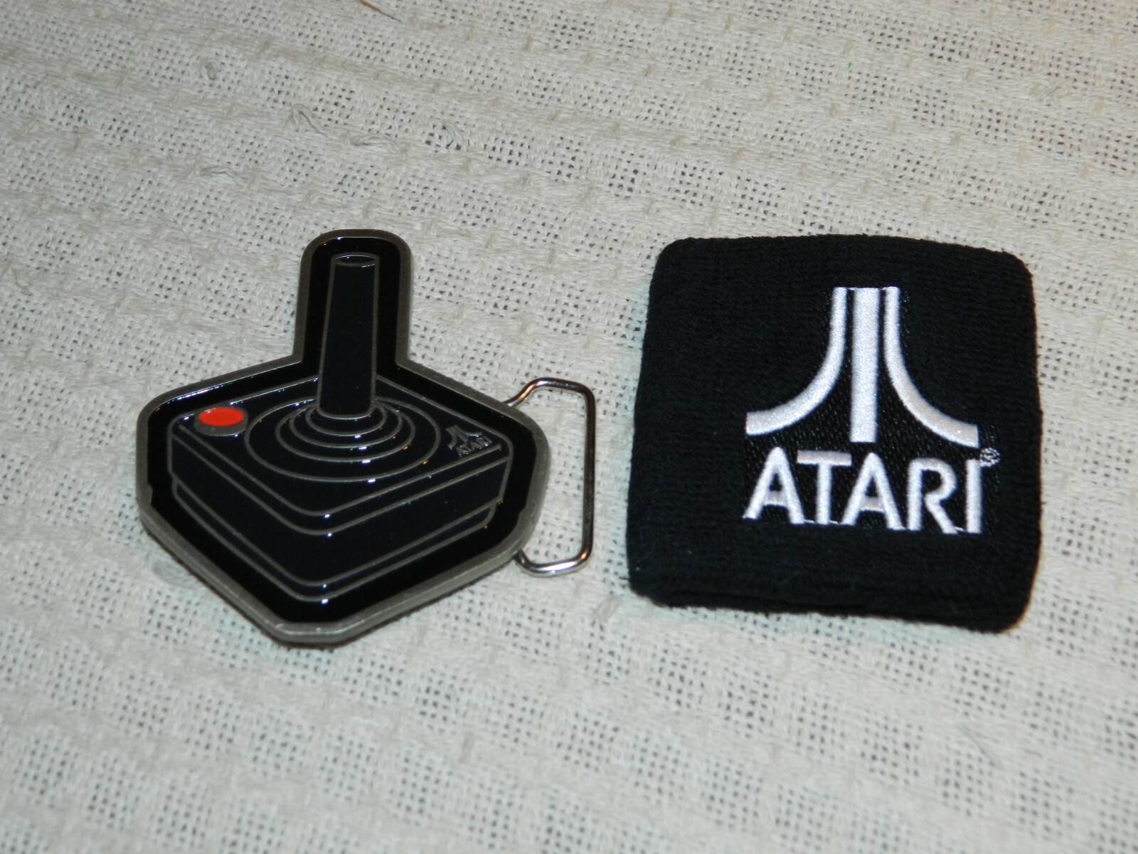 Atari Joystick Belt Buckle Black Wristband Retro Style Collectible NEW OPEN BOX