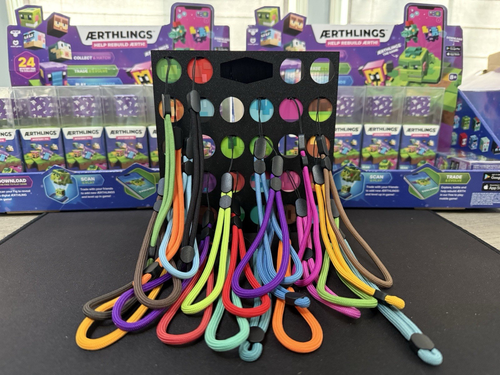 Aerthlings Collector Display Stand and Storage Rack – CHARACTERS NOT INCLUDED