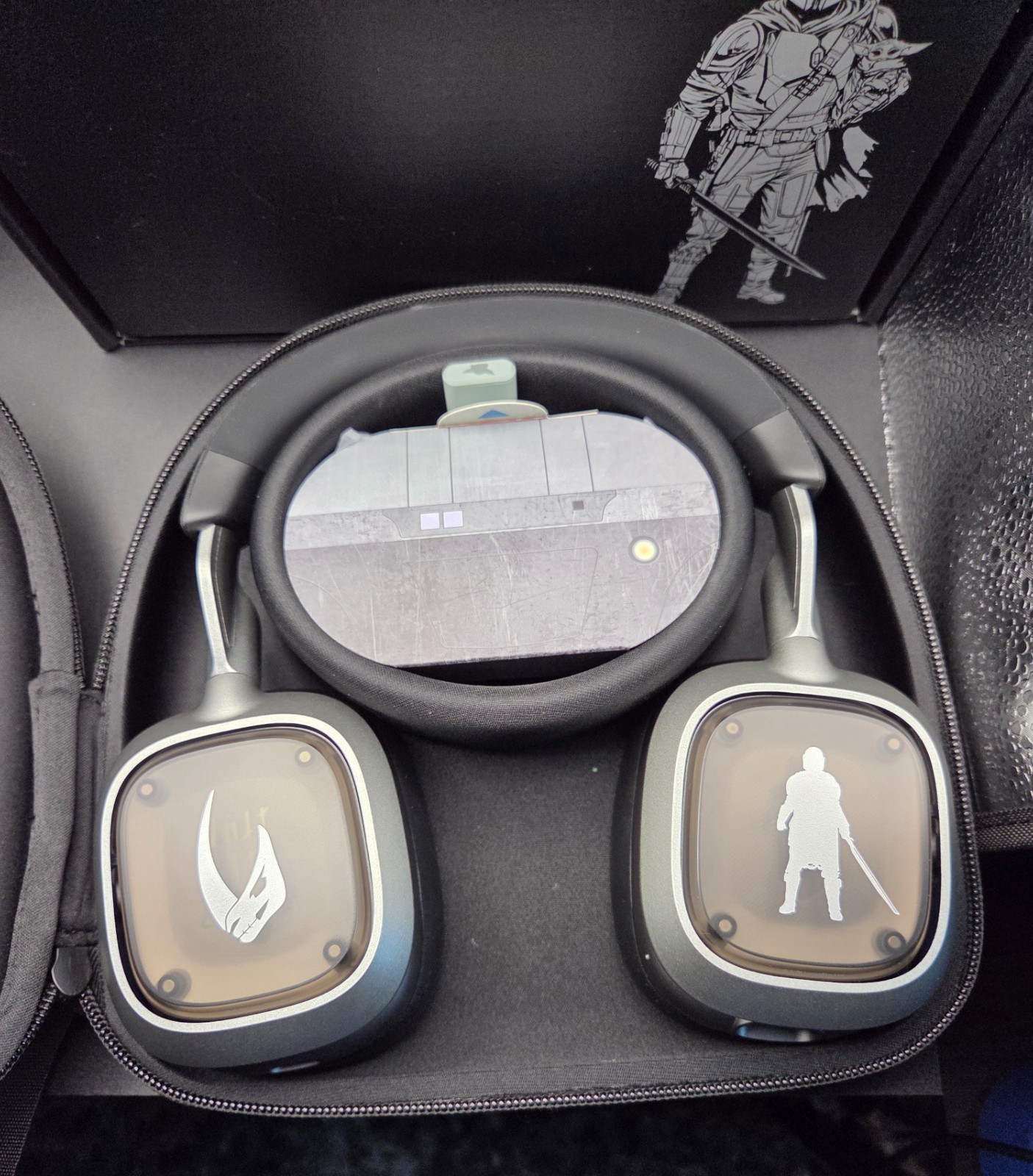 Logitech Astro A30 LIGHTSPEED Wireless Headphones Xbox/PC STAR WARS MANDALORIAN