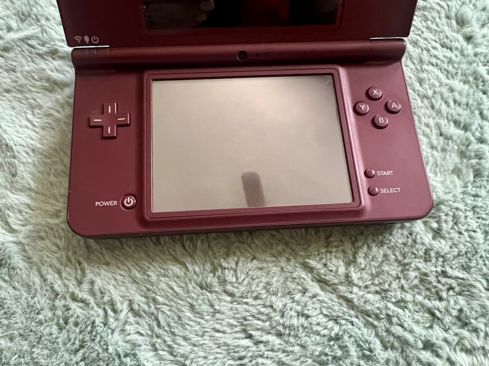 Nintendo DSi XL Red Handheld Console Touchscreen 256MB NTSC-U/C (USA/CA)