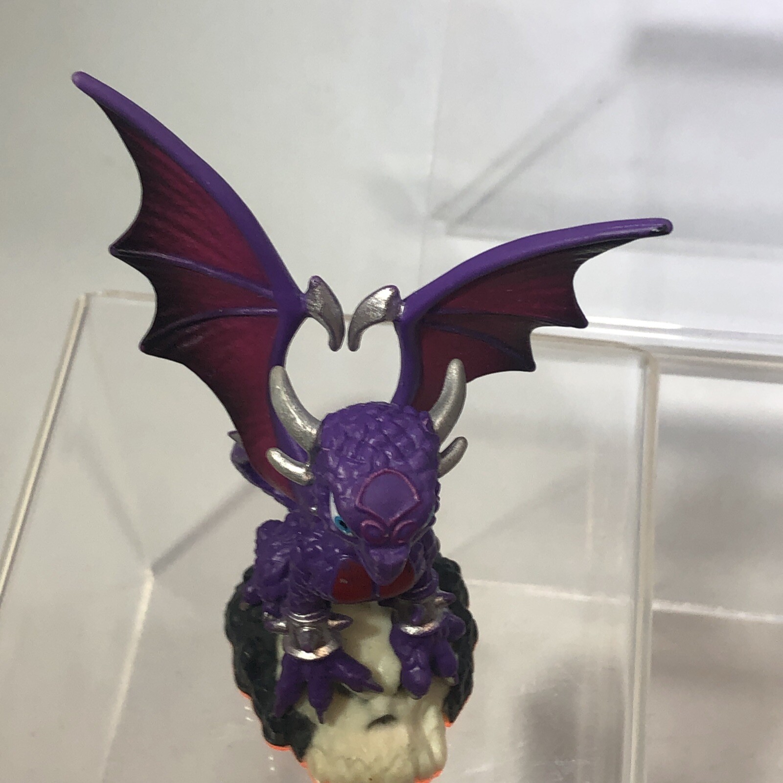 Lot of 6 Skylanders Figures Eruptor, Stealth Elf, Cynder, Gill Grunt, & More