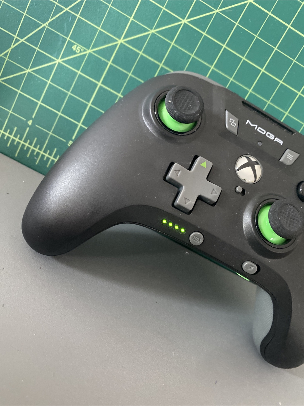MOGA XP5-X Plus Bluetooth Controller for Android/PC w/ 3000mAh Power Bank