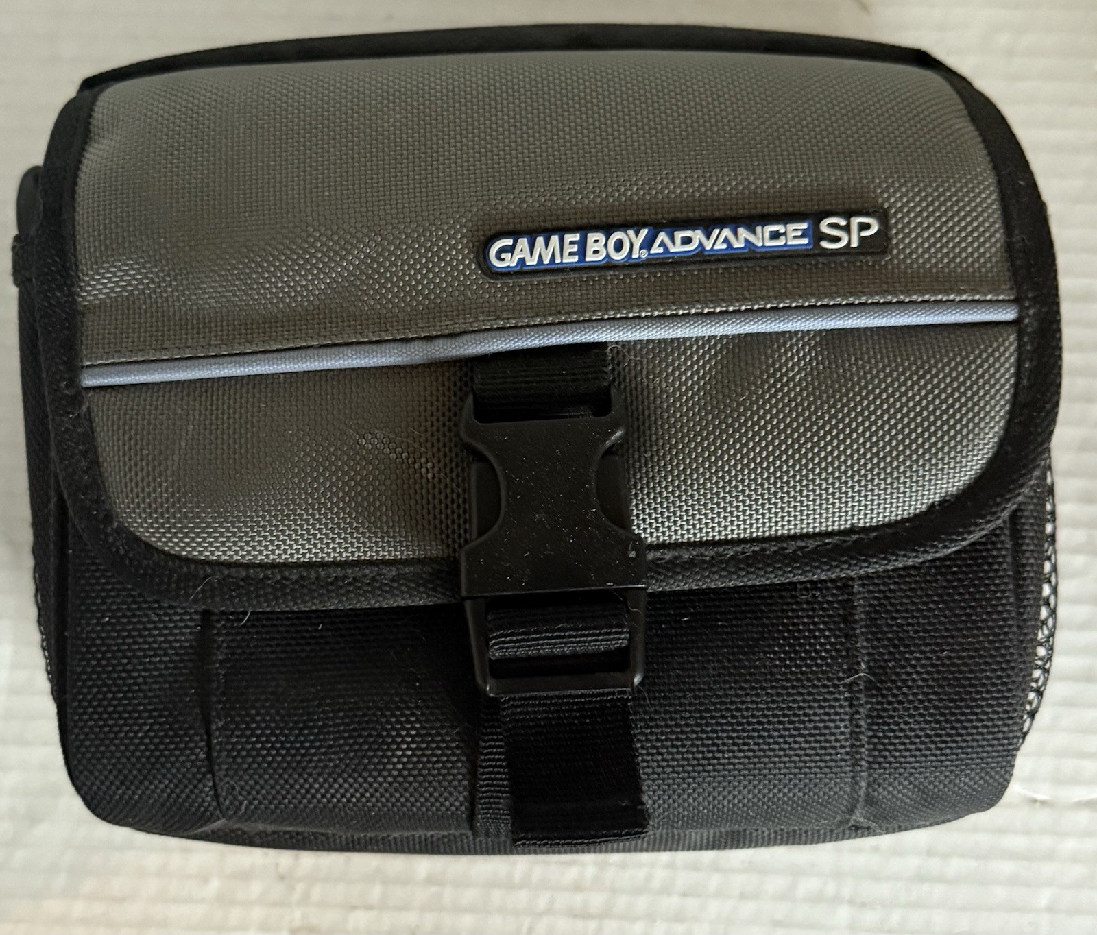 Nintendo Game Boy Advance SP Fanny Pack Carrying Case Black Gray Shoulder Bag