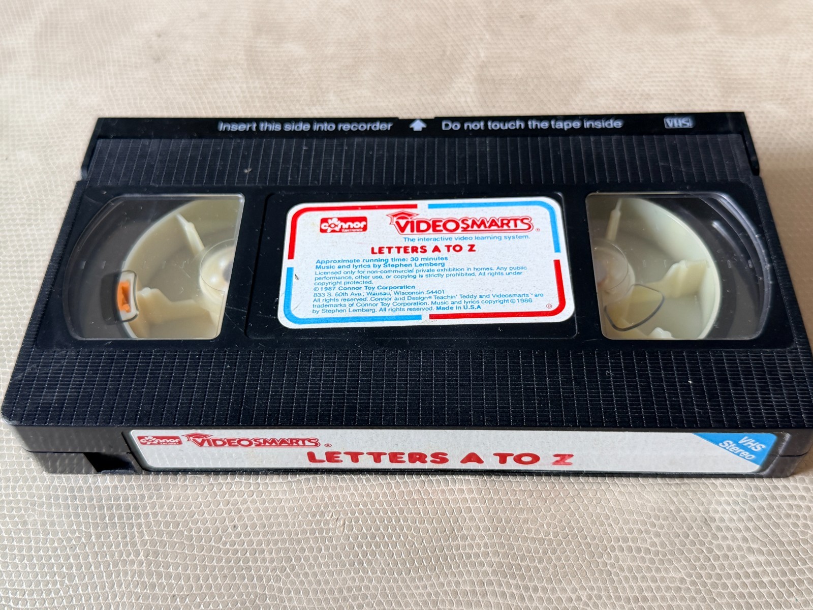 Vintage 1989 Connor Toy Video Phone from Videosmarts with 5 VHS Tapes – UNTESTED