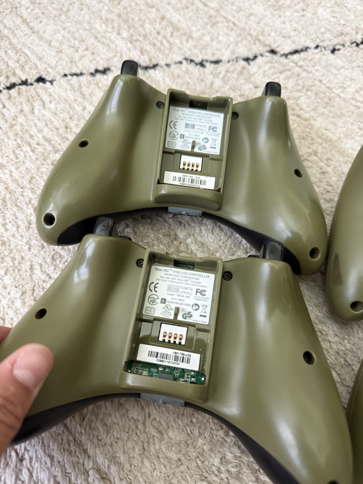 OEM Lot of Four Xbox 360 Halo 3 Special Edition Olive Green Wireless Controllers