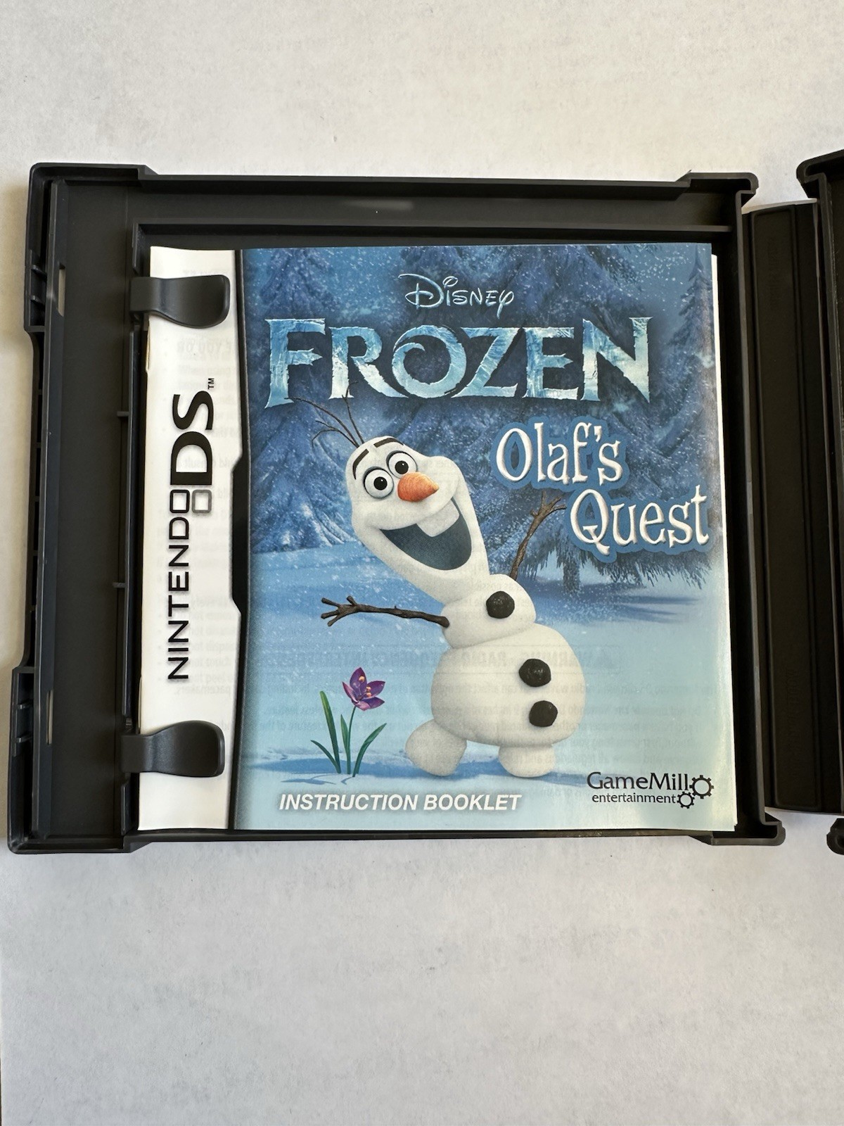 Frozen: Olafs Quest Nintendo DS CASE AND MANUAL ONLY NO GAME AUTHENTIC!