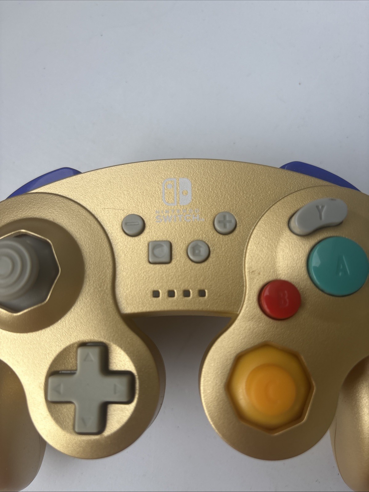 Nintendo Switch Controller GameCube Style Gold Turns ON Battery’s Not Included