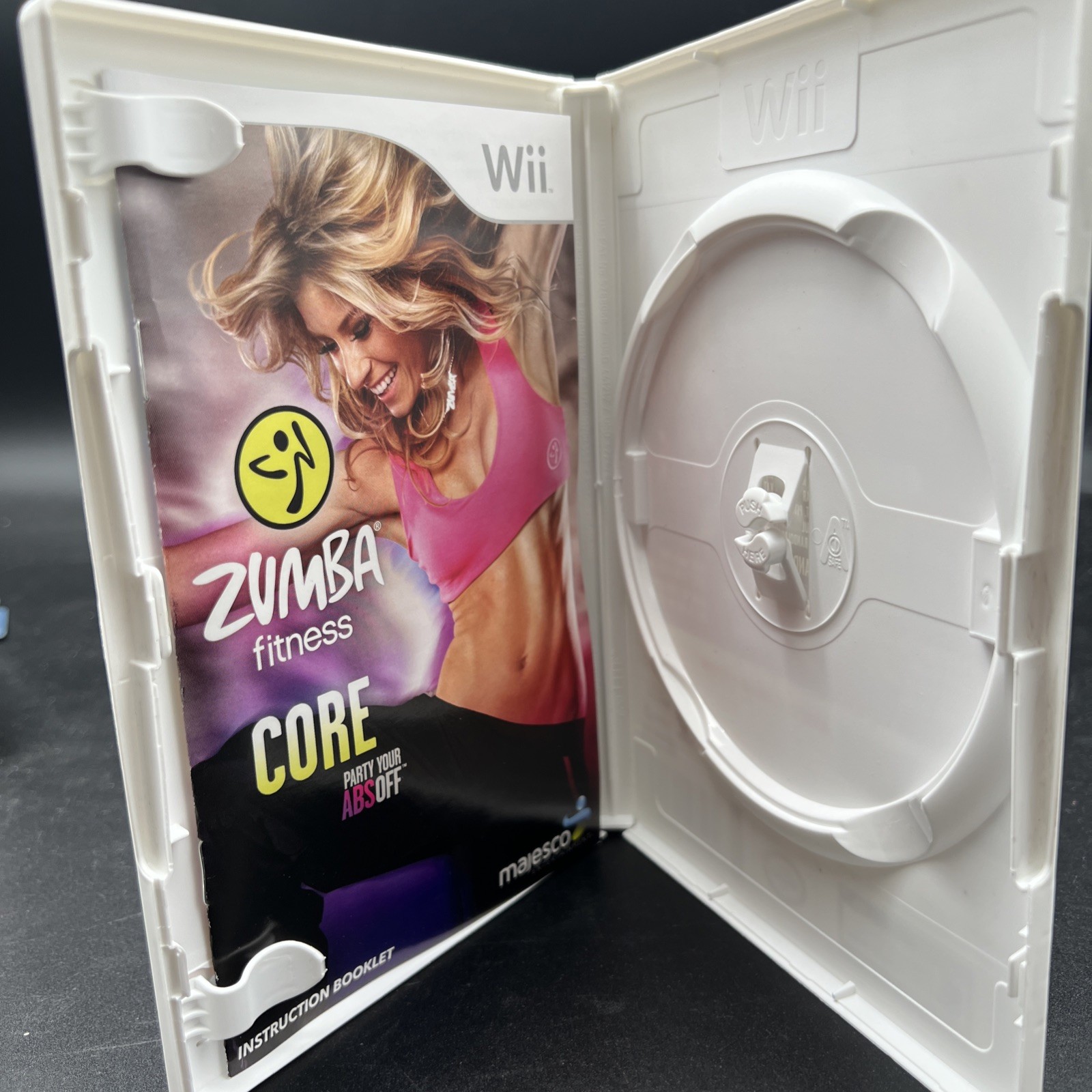 Zumba Fitness Core (Nintendo Wii, 2012) Free Shipping CASE & MANUAL ONLY
