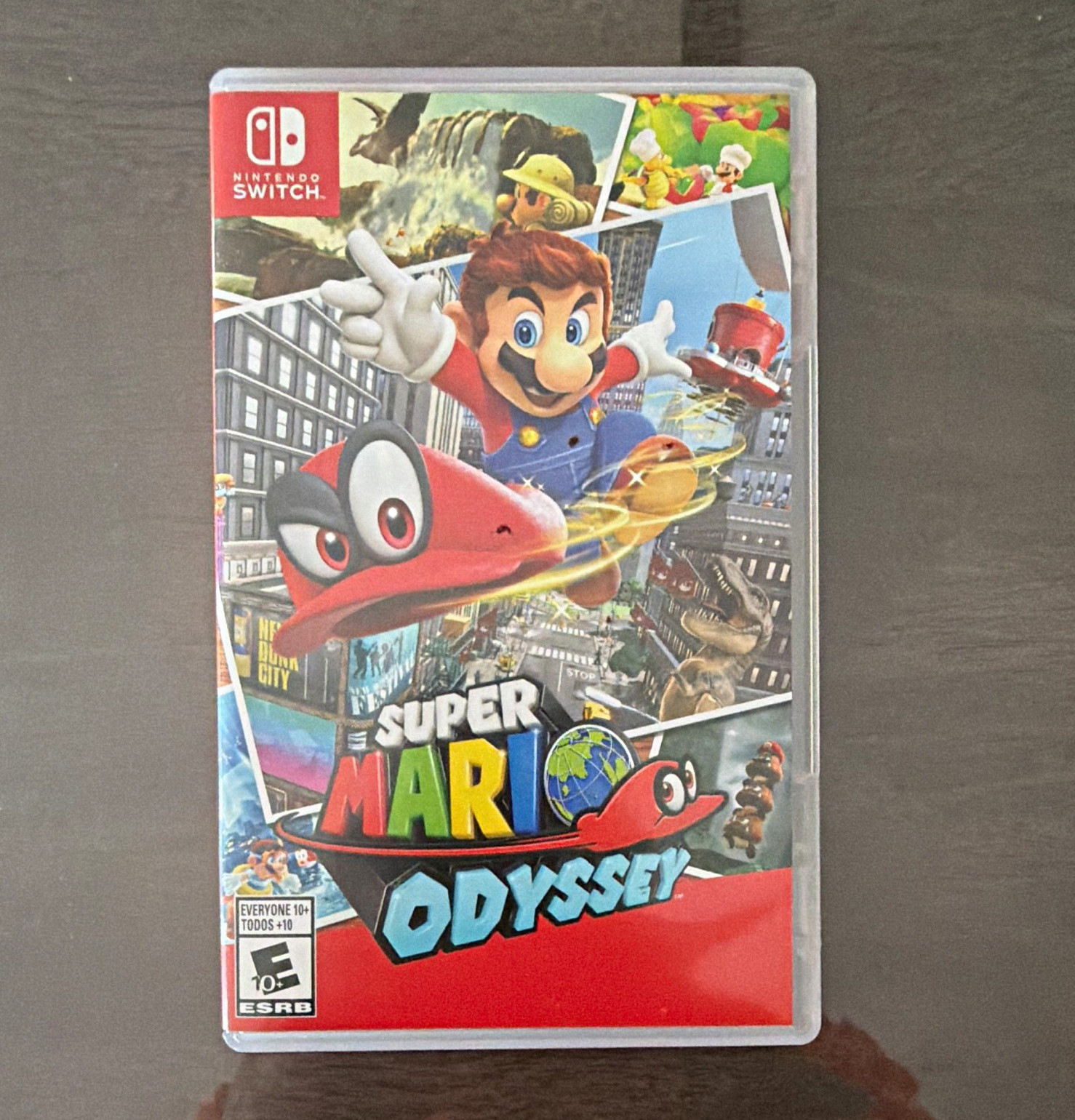 Nintendo Super Mario Odyssey Nintendo Switch w/ Case Multiplayer E10+ NTSC-U/C