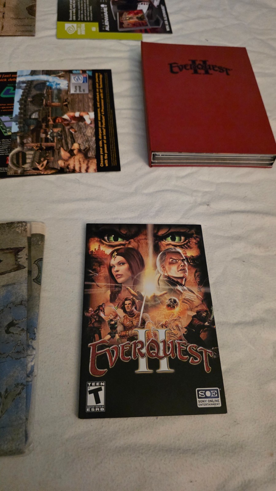 EverQuest II 2 Collectors Edition PC Game Complete Tin w Cloth Map Books READ!