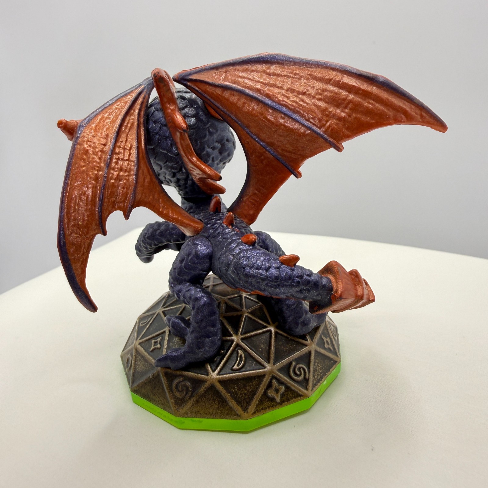 Skylanders Spyro’s Adventure Legendary Dark Spyro Dragon Series 1 Figure