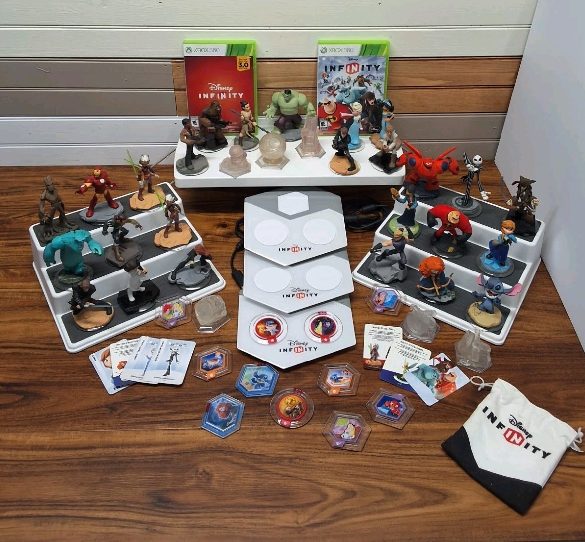 32 Disney Infinity Figures Crystals Pwr Discs 1.0/2.0/3.0 Portals XBOX 360 Games