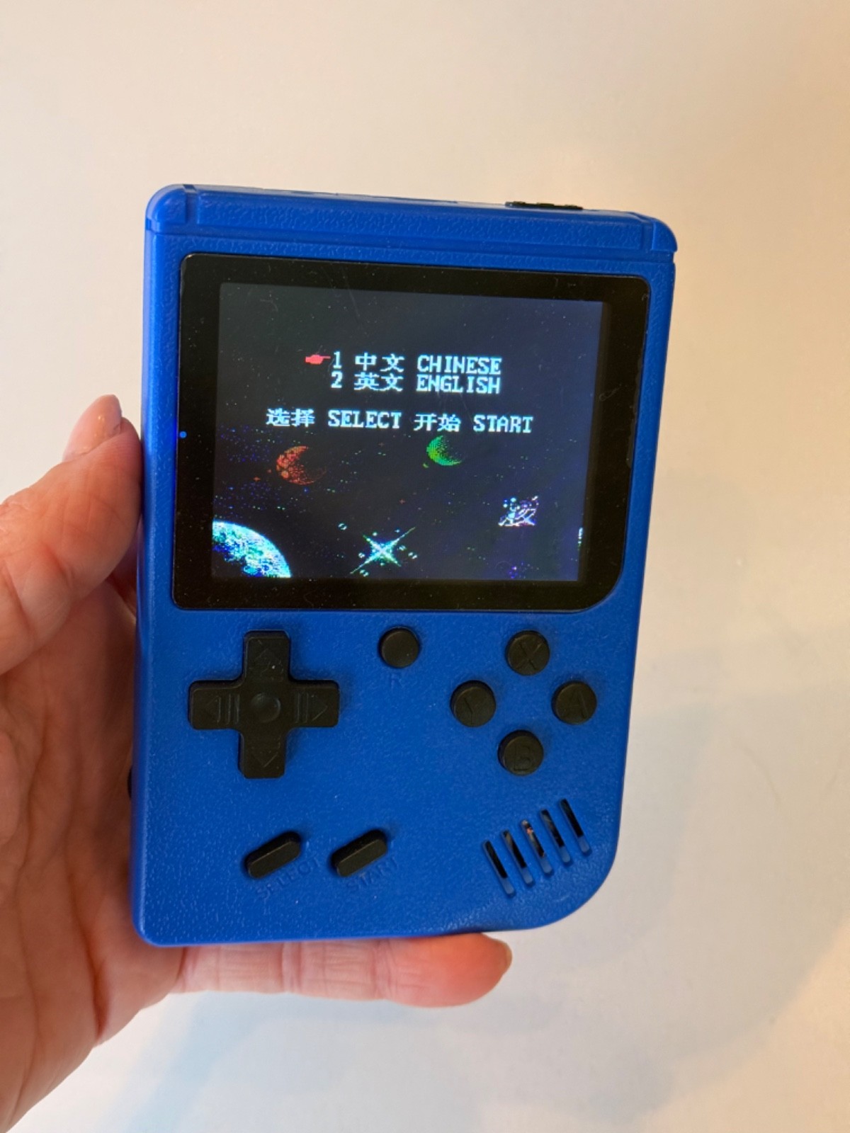 Handheld Play Machine Retro Player with 400 Classical FC Plays Machine 2.8-Inch