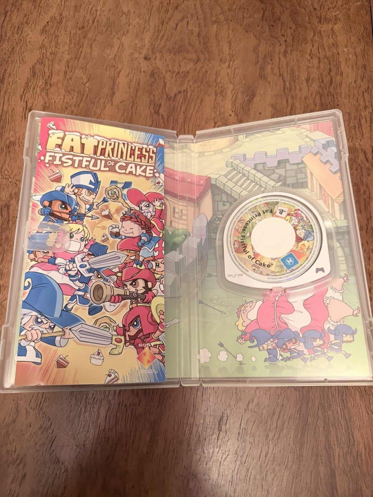 Fat Princess: Fistful of Cake (Sony PSP, 2010) CIB Complete European PAL PEGI 12