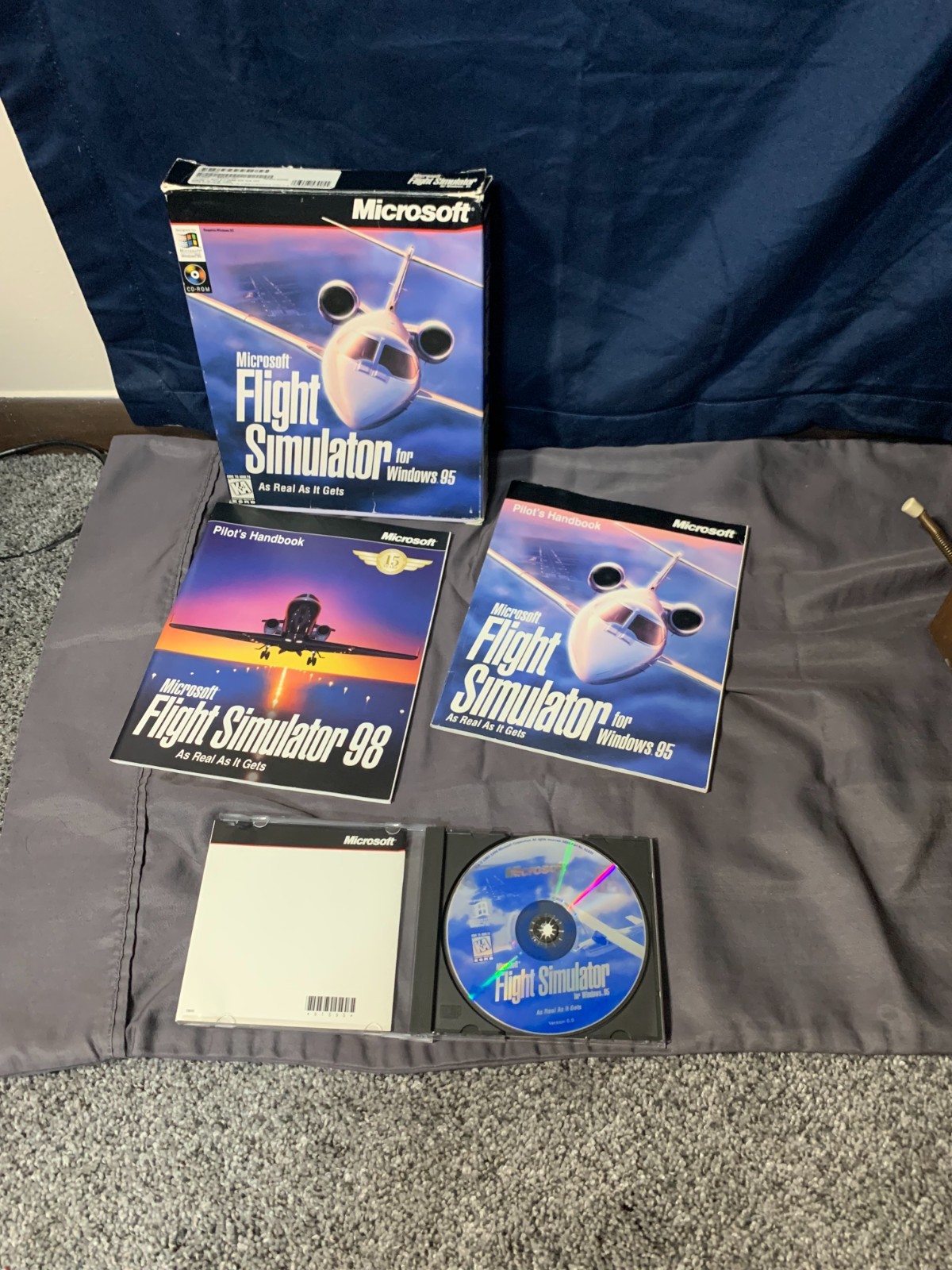 Microsoft Flight Simulator for Windows 95 PC Big Box CIB