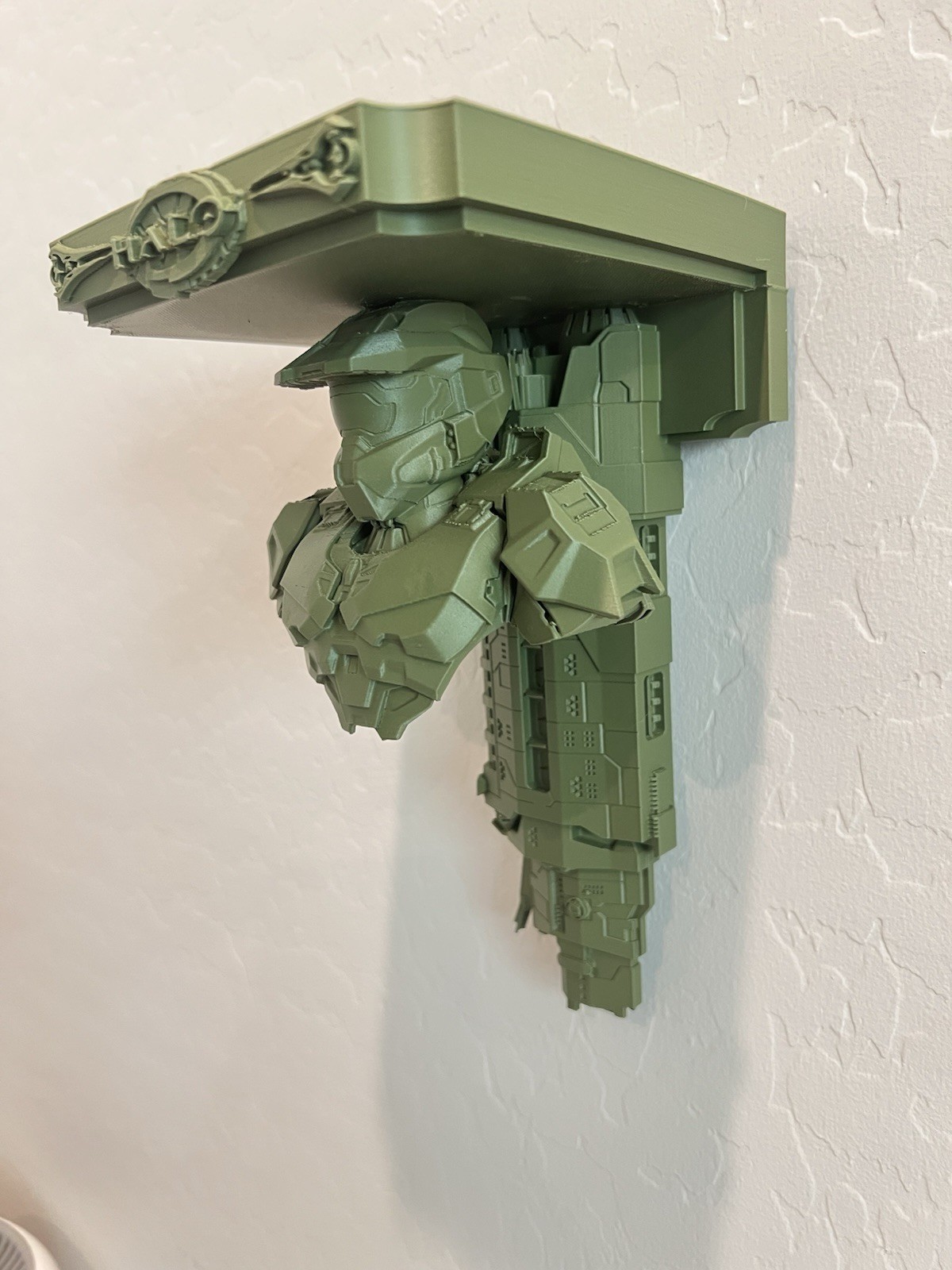 Halo Master Chief UNSC Pillar Of Autumn Like Wall Shelf Collectible New