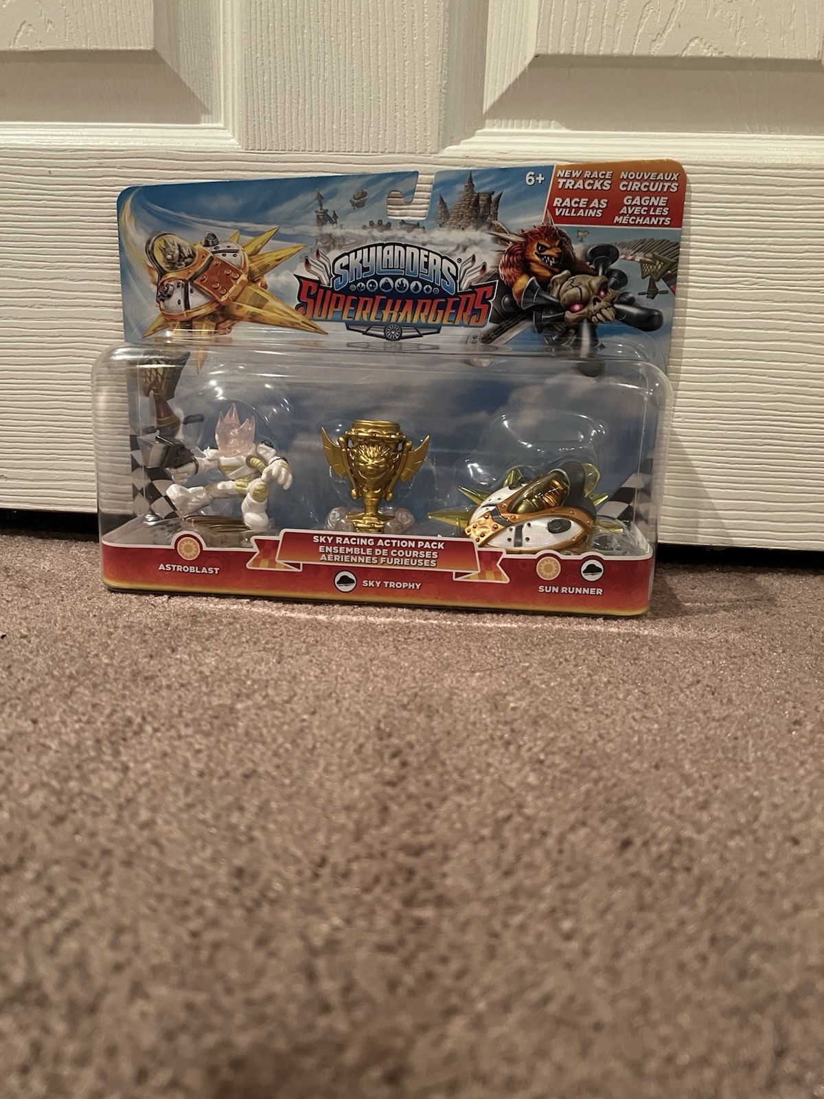Skylanders Superchargers Sky Racing Action Pack Astroblast Sun Runner Trophy