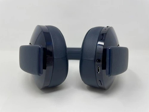 Sony Gold Wireless Headset 500 Million Limited Edition [USED – COMPLETE IN BOX]