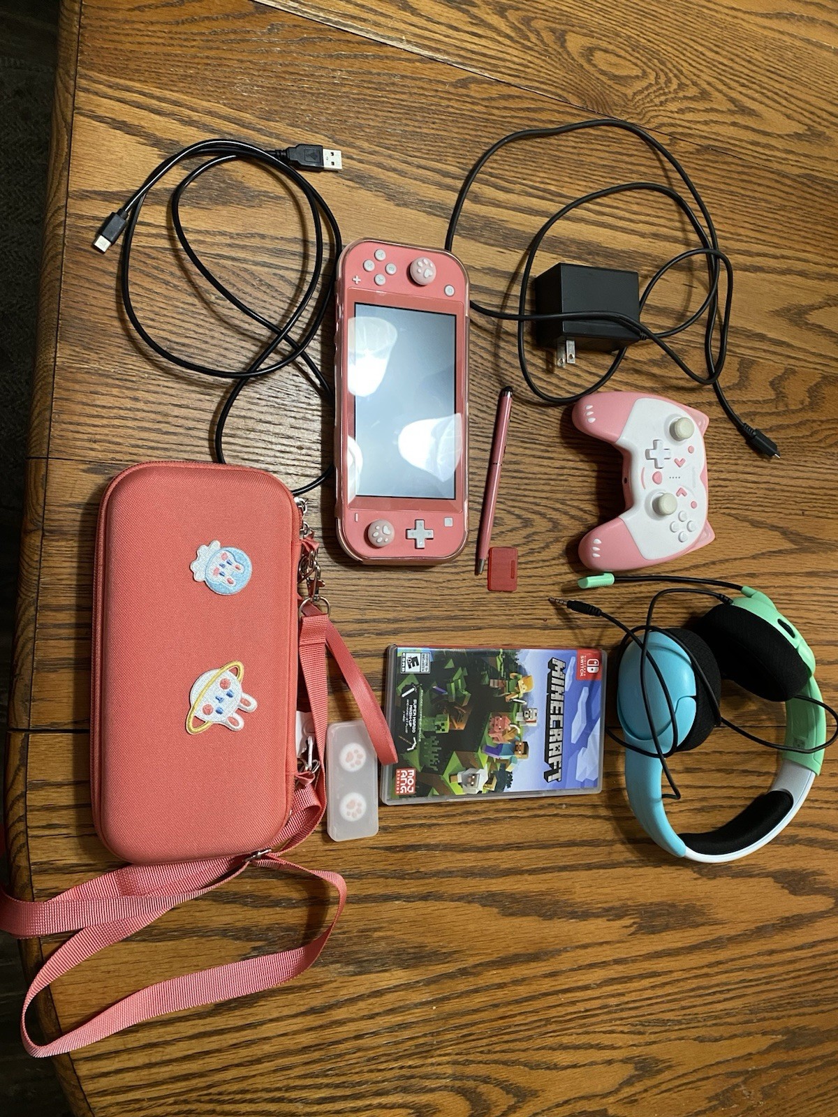 Nintendo Switch Lite Pink Bundle