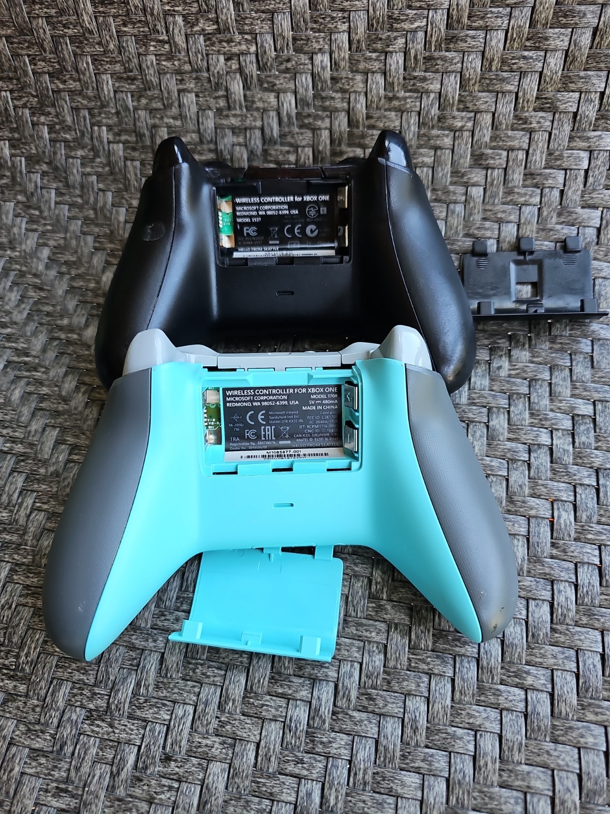 2 Xbox One 1708 Controllers – Gray/Blue & Black Microsoft Wireless FREE SHIPPING