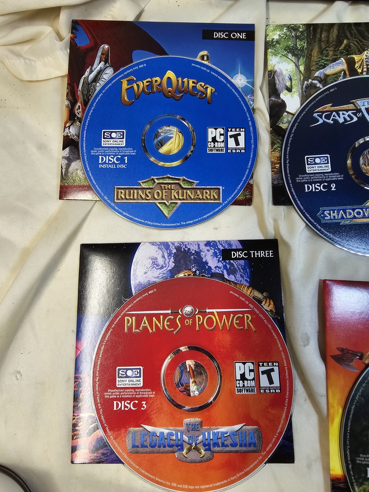 EverQuest Platinum Edition PC Windows 4 Disc Set Expansions Game MMORPG