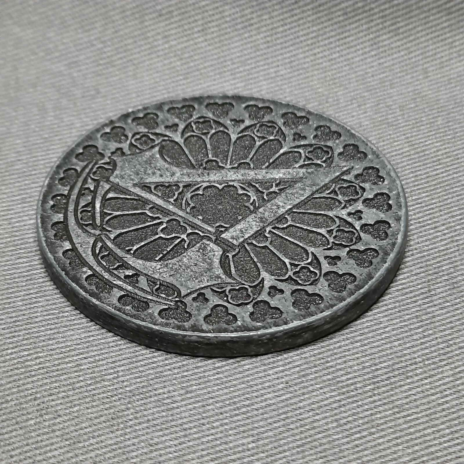 Assassin’s Creed UNITY Challenge Coin Token Liberte Egalite Loot Crate