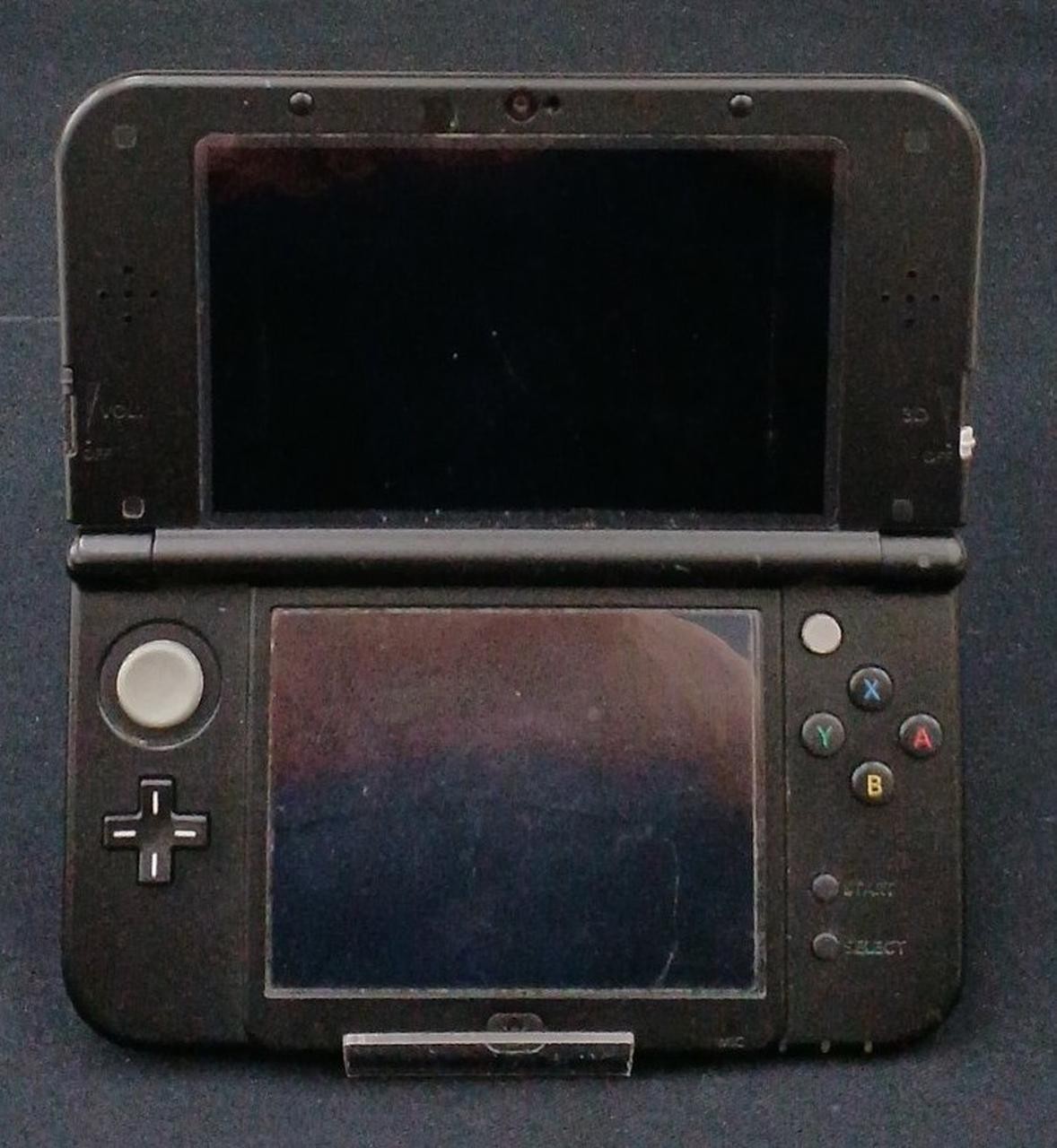 NINTENDO RED-001 NEW3DSLL